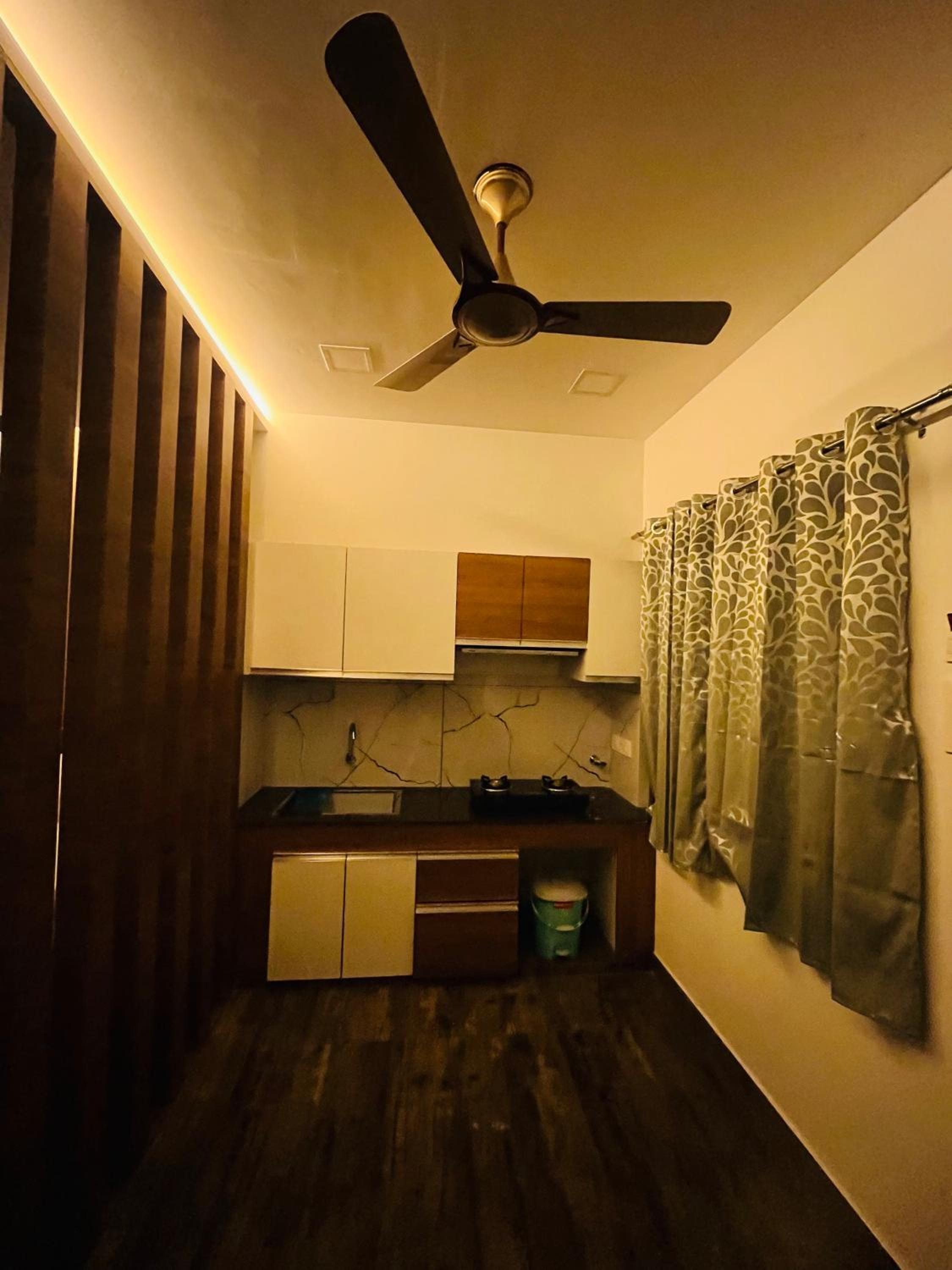 Deluxe Room - Photo 6
