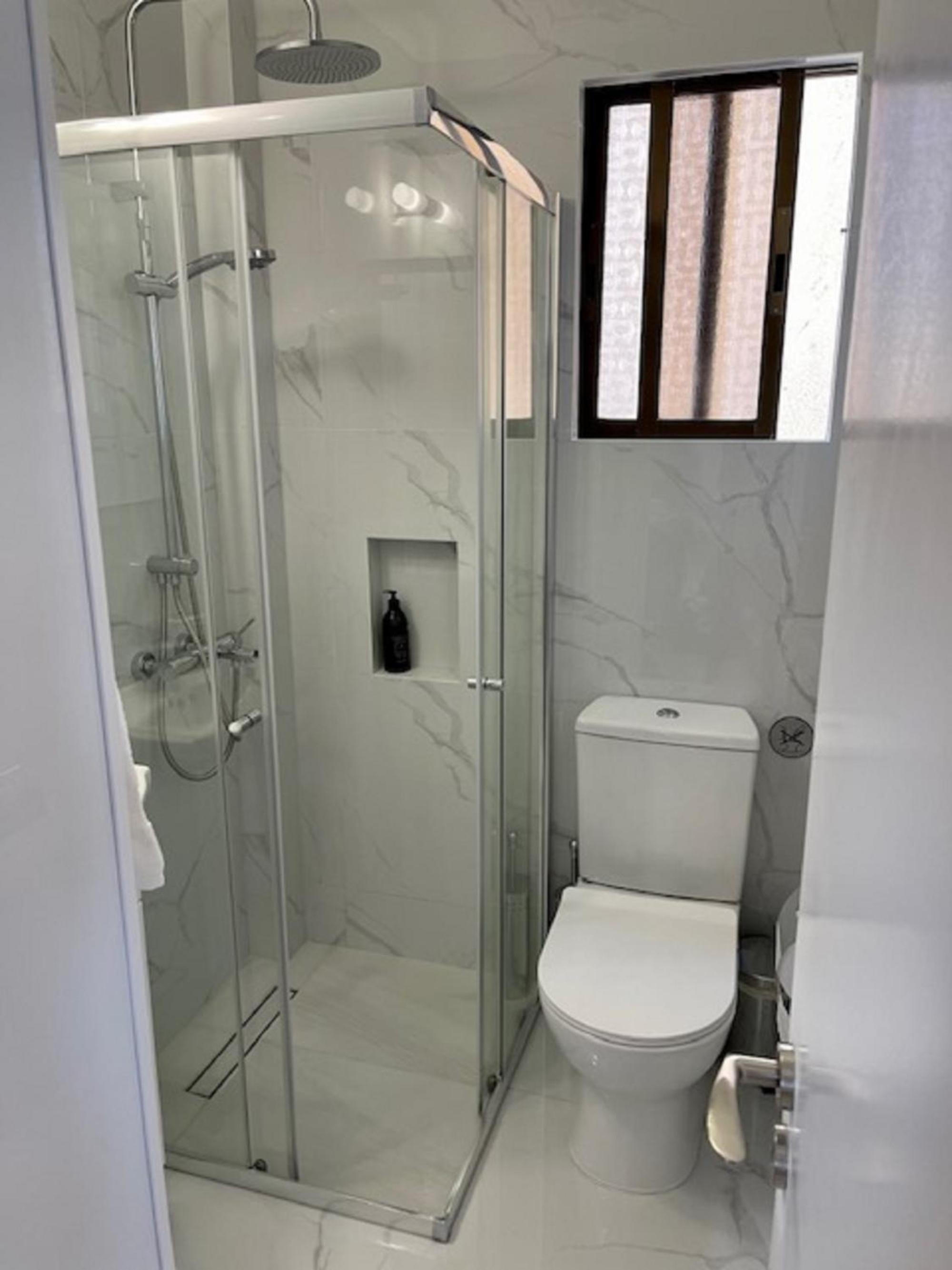 Studio Apartment photo 3