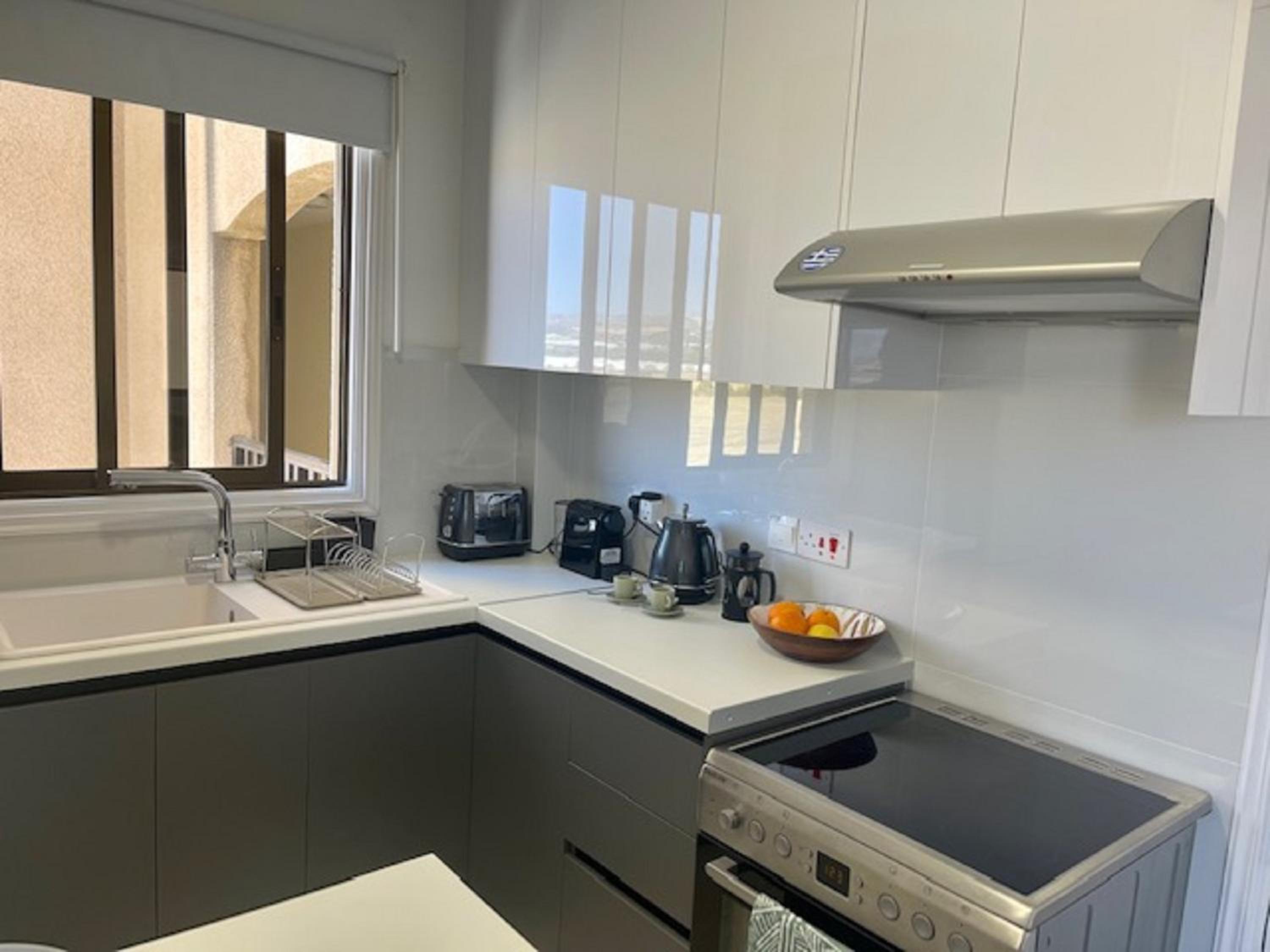 Studio Apartment photo 2