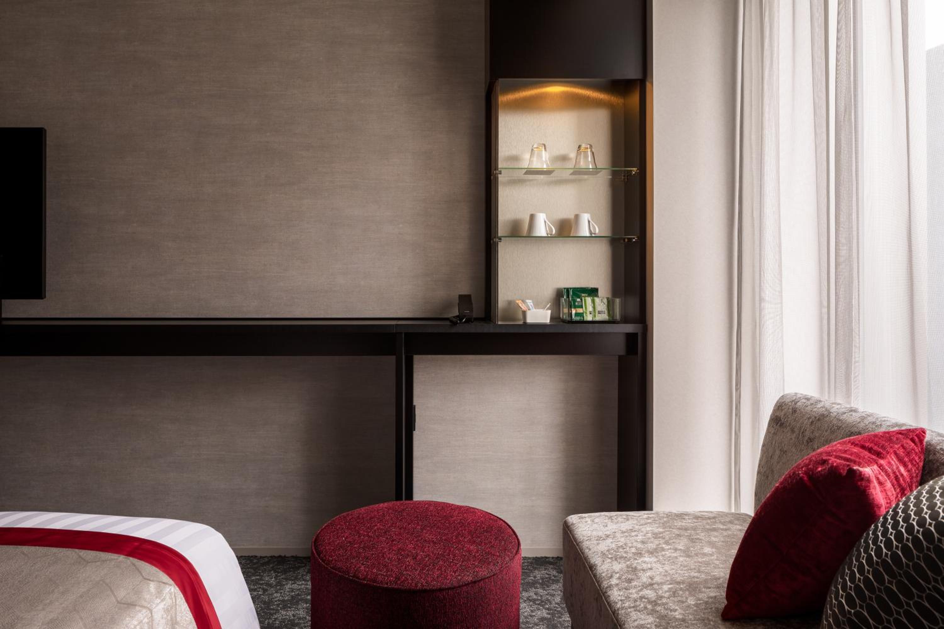 Moderate Queen Room - Photo 7