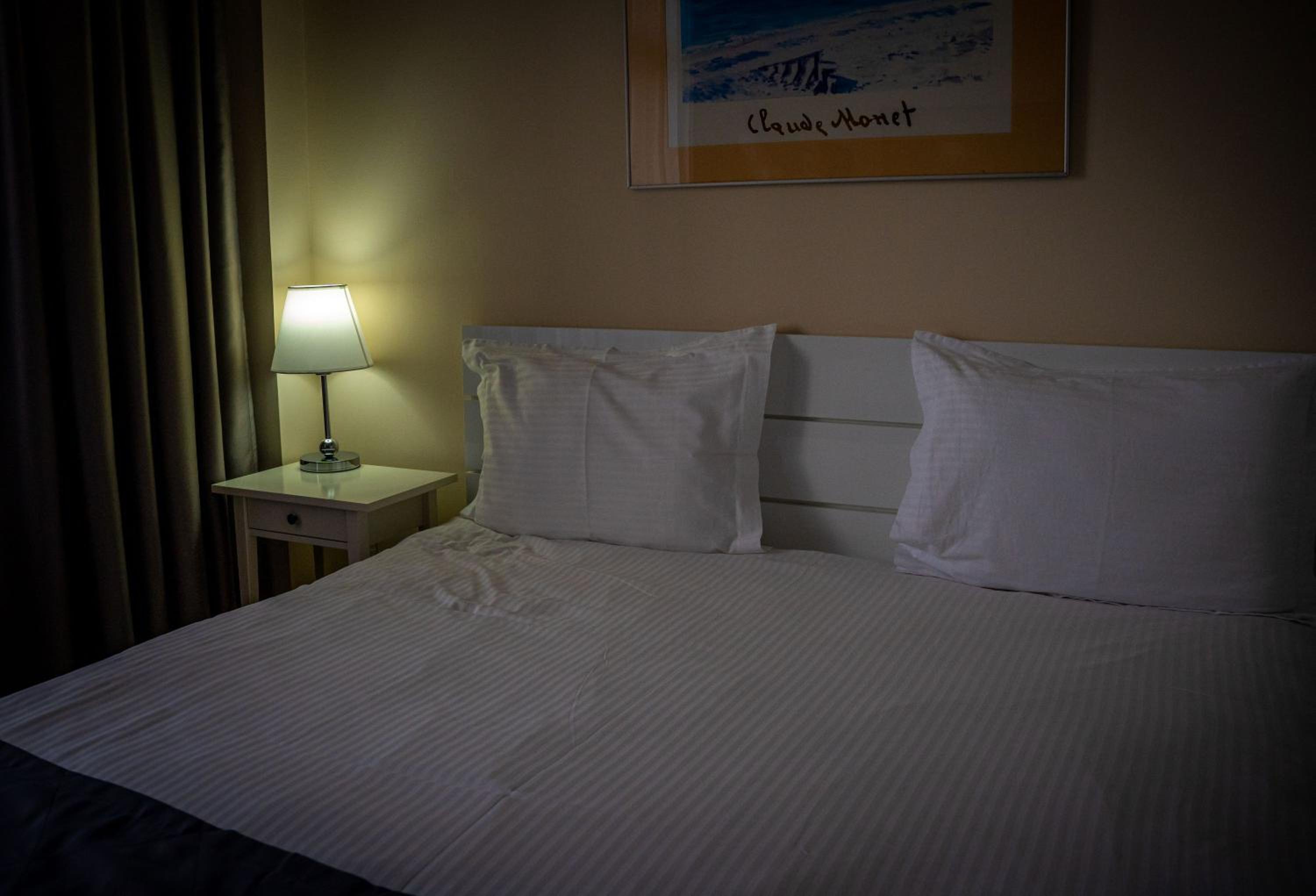 Standard King Room photo 1