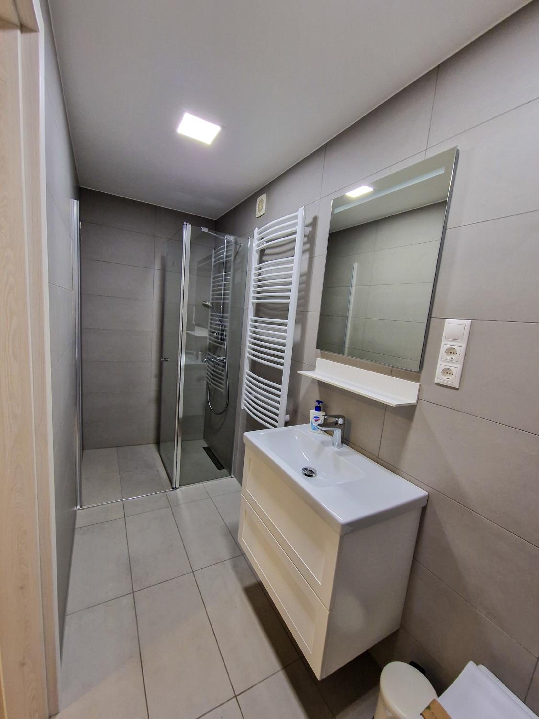 Apartment - Ground Floor photo 2