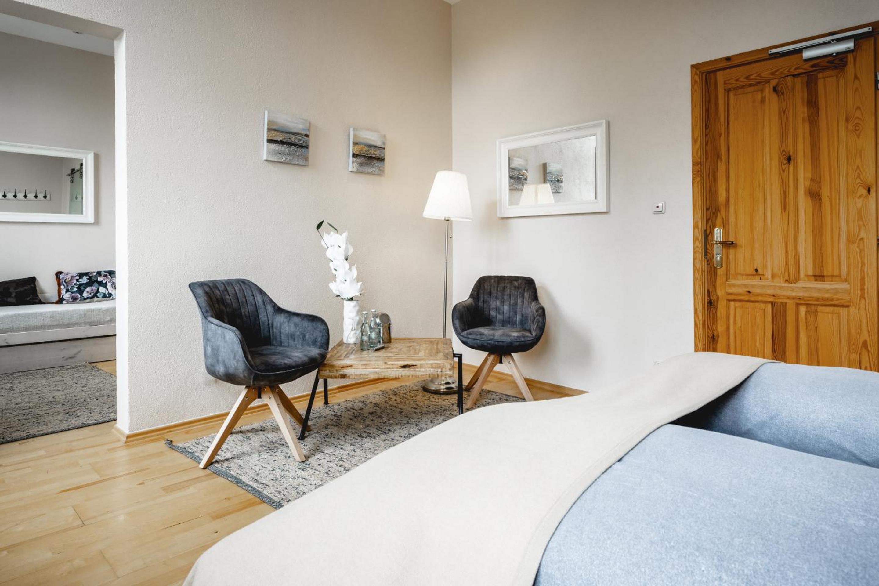 Double Room with Private Bathroom photo 3