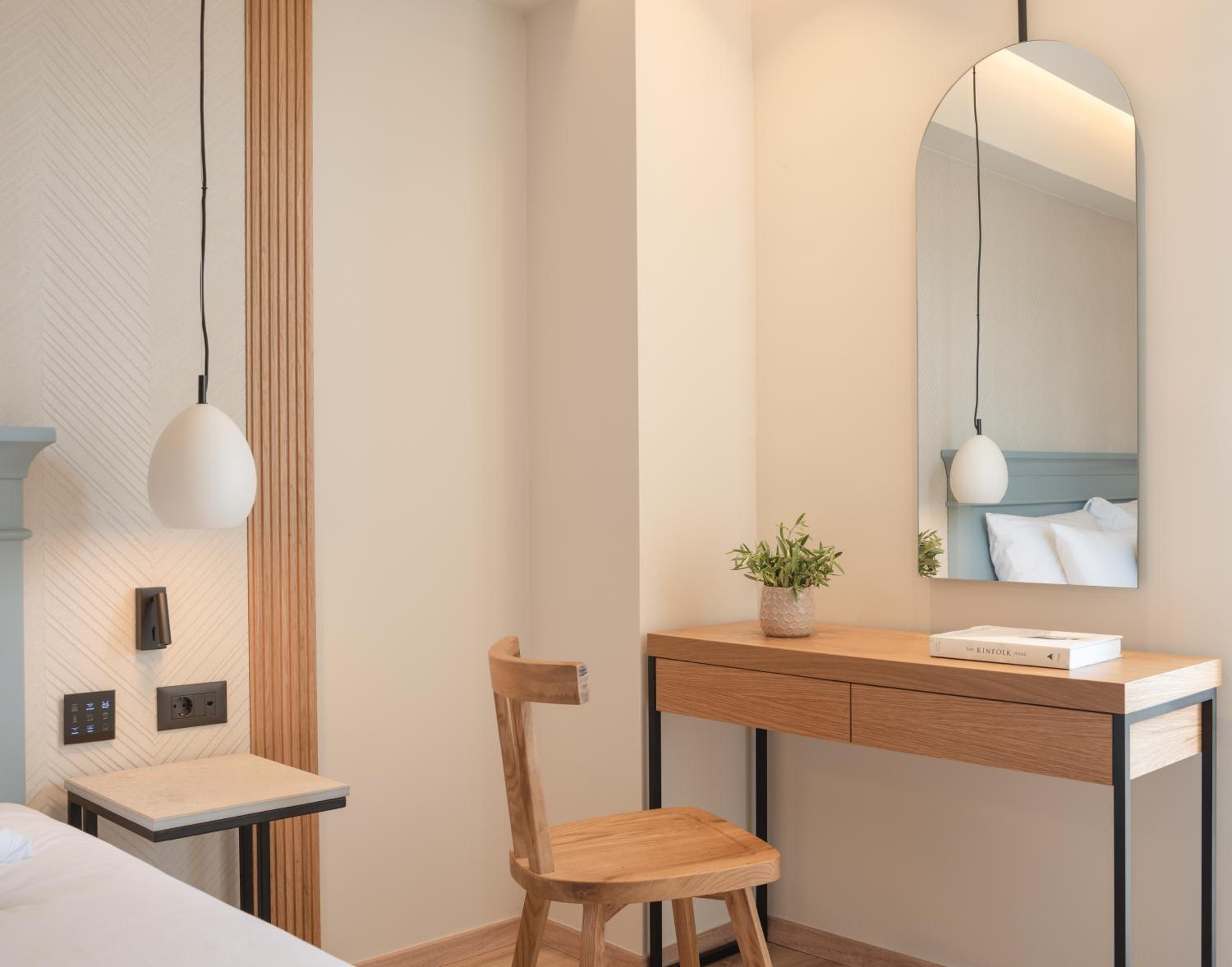 Double Room - Photo 3