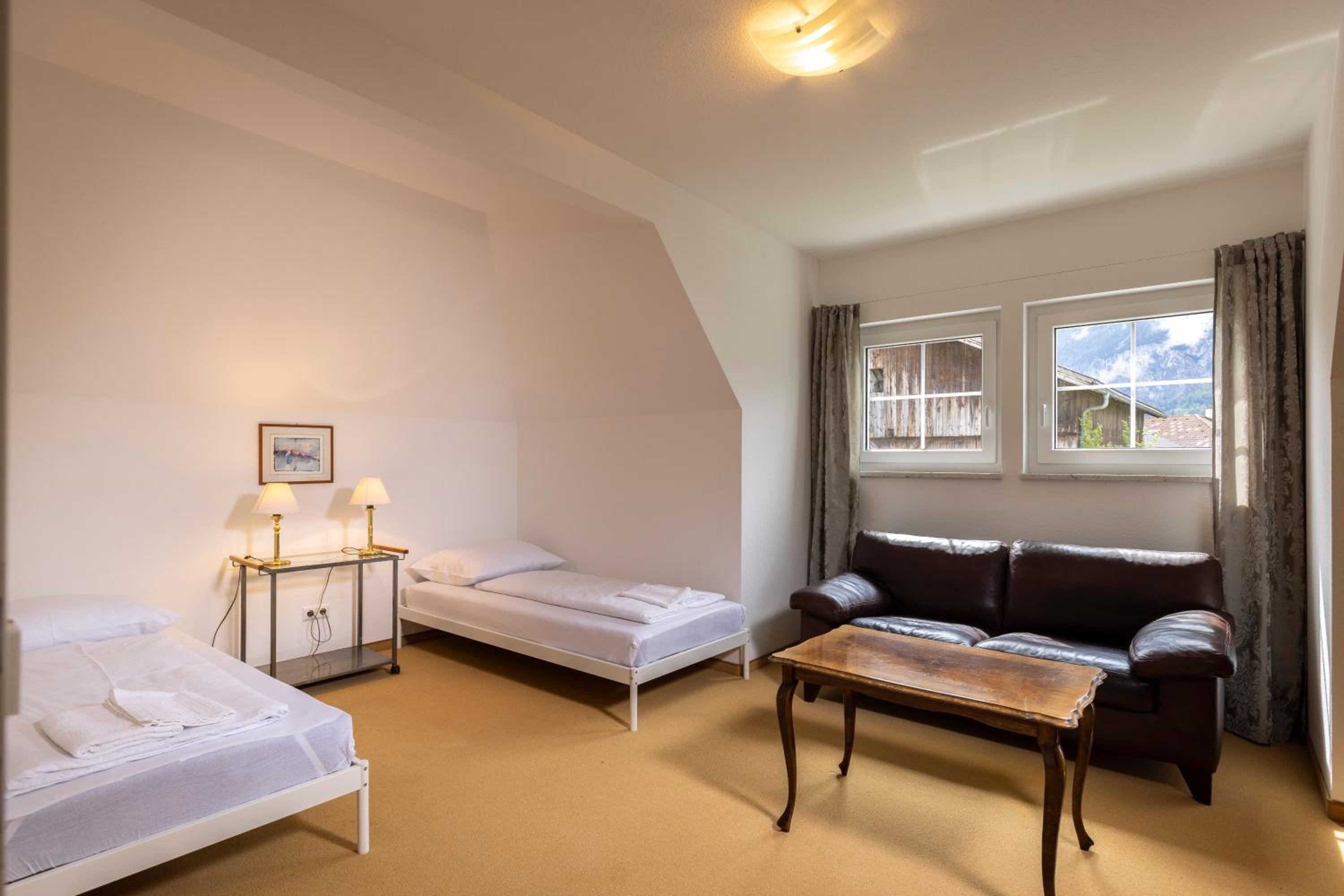 Four-Bedroom House photo 1