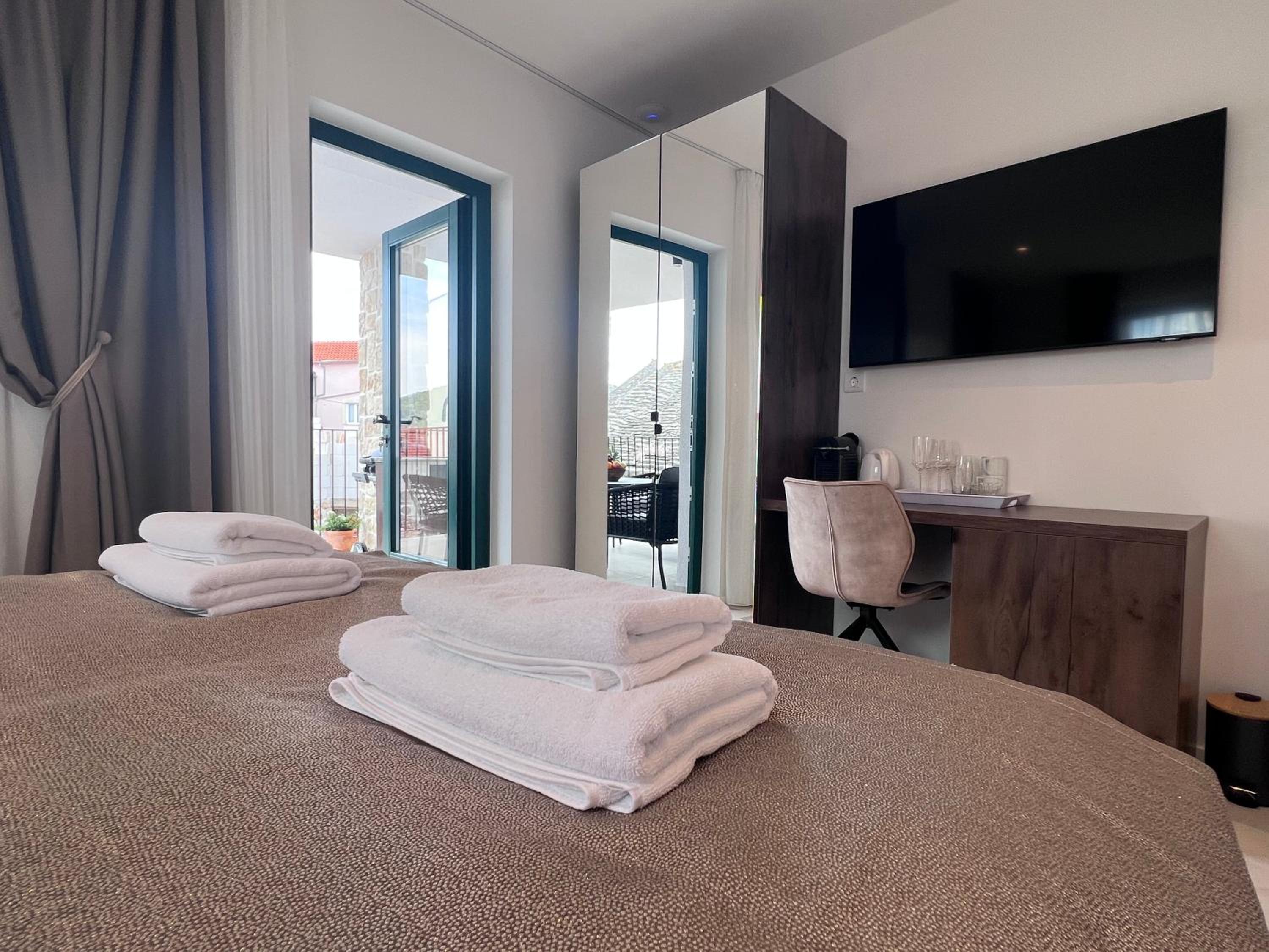 Deluxe Double Room with Balcony