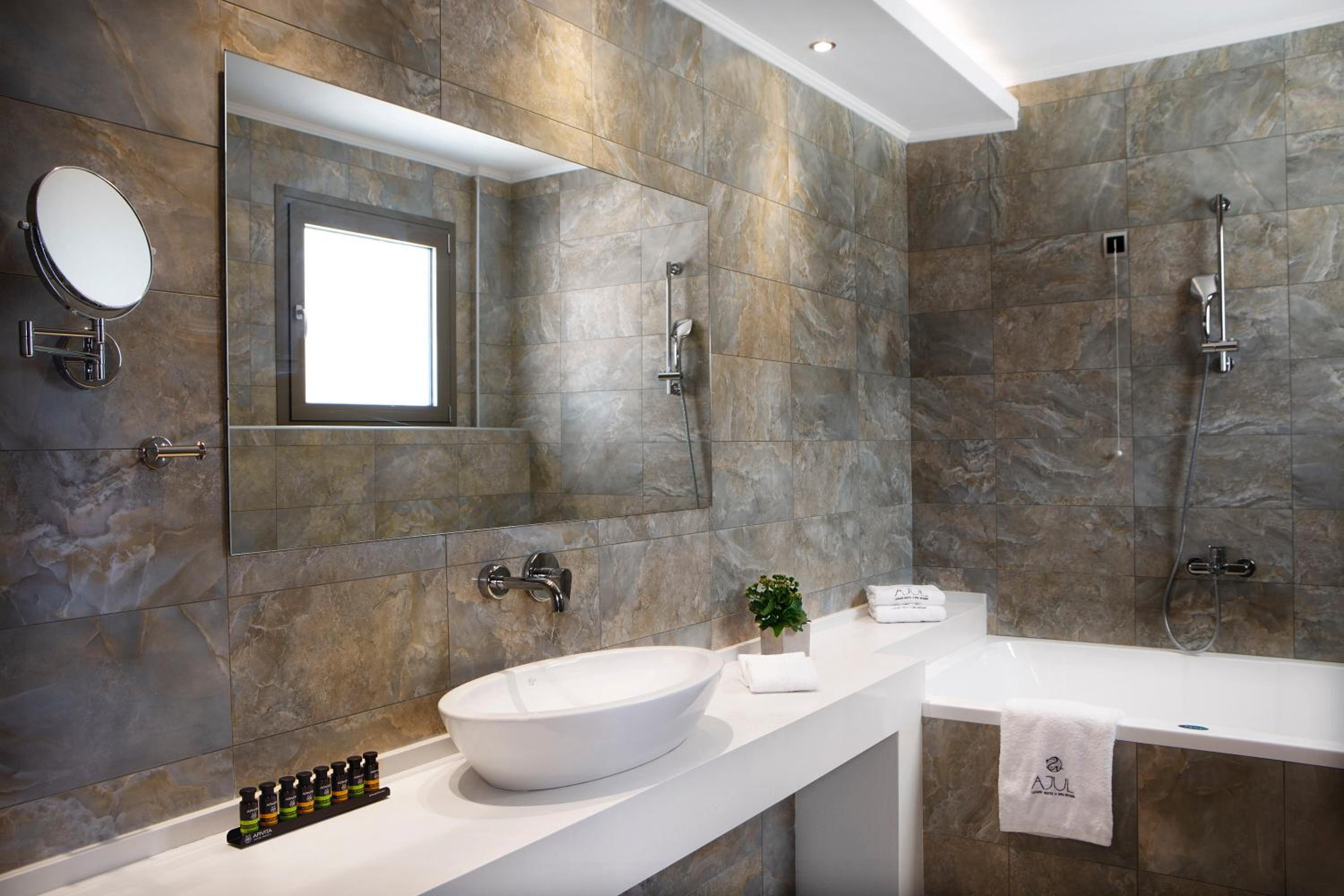 PRESTIGE BUNGALOW SUITE 1-BEDROOM PRIVATE POOL - Photo 2