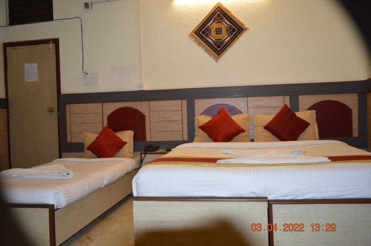 Classic Triple Room - Photo 3