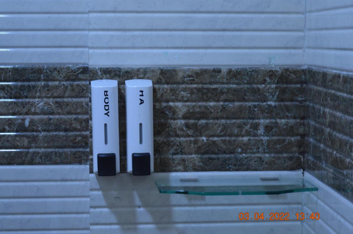 Classic Triple Room - Photo 10