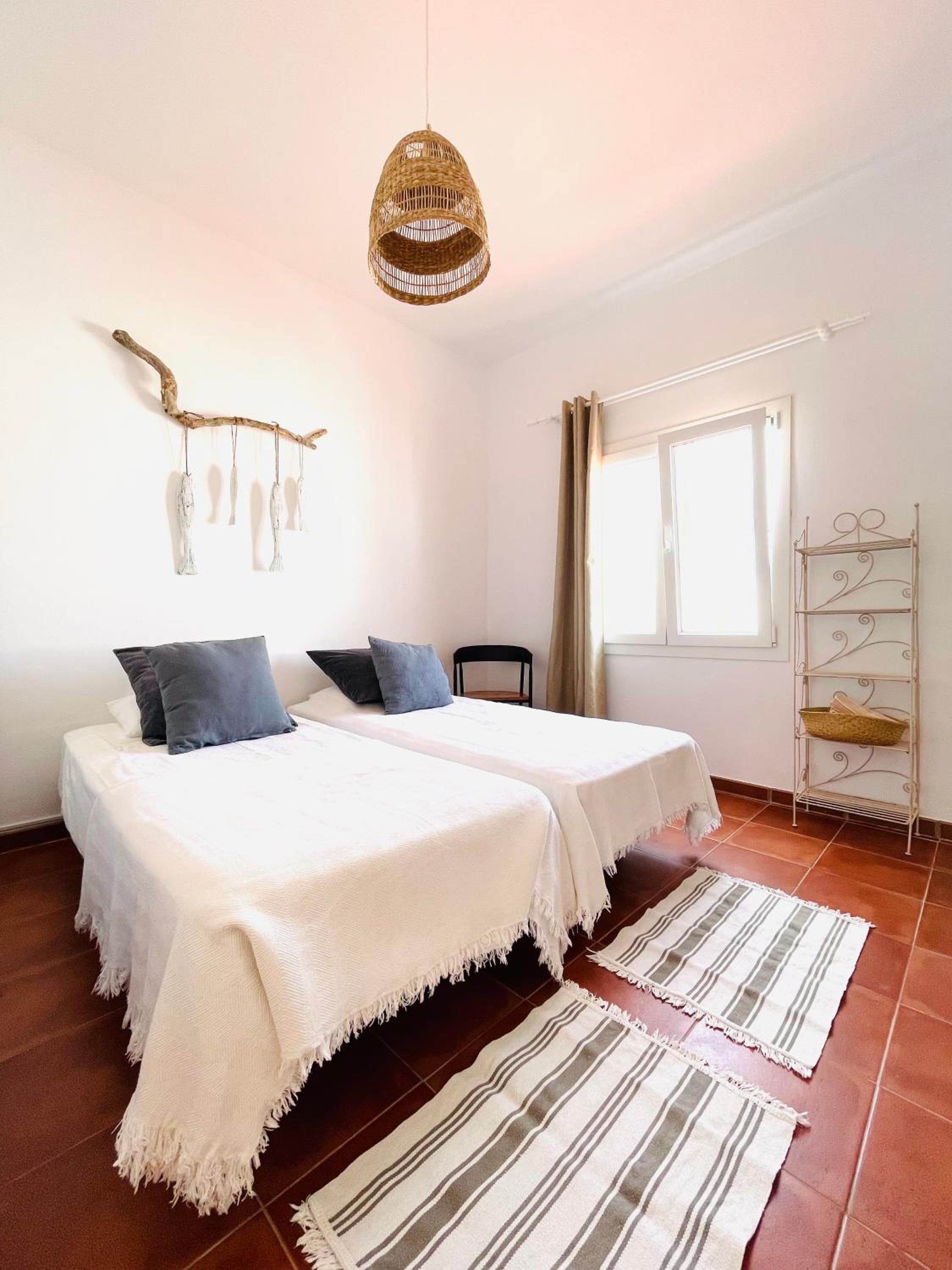 Casa de dos habitaciones con terraza