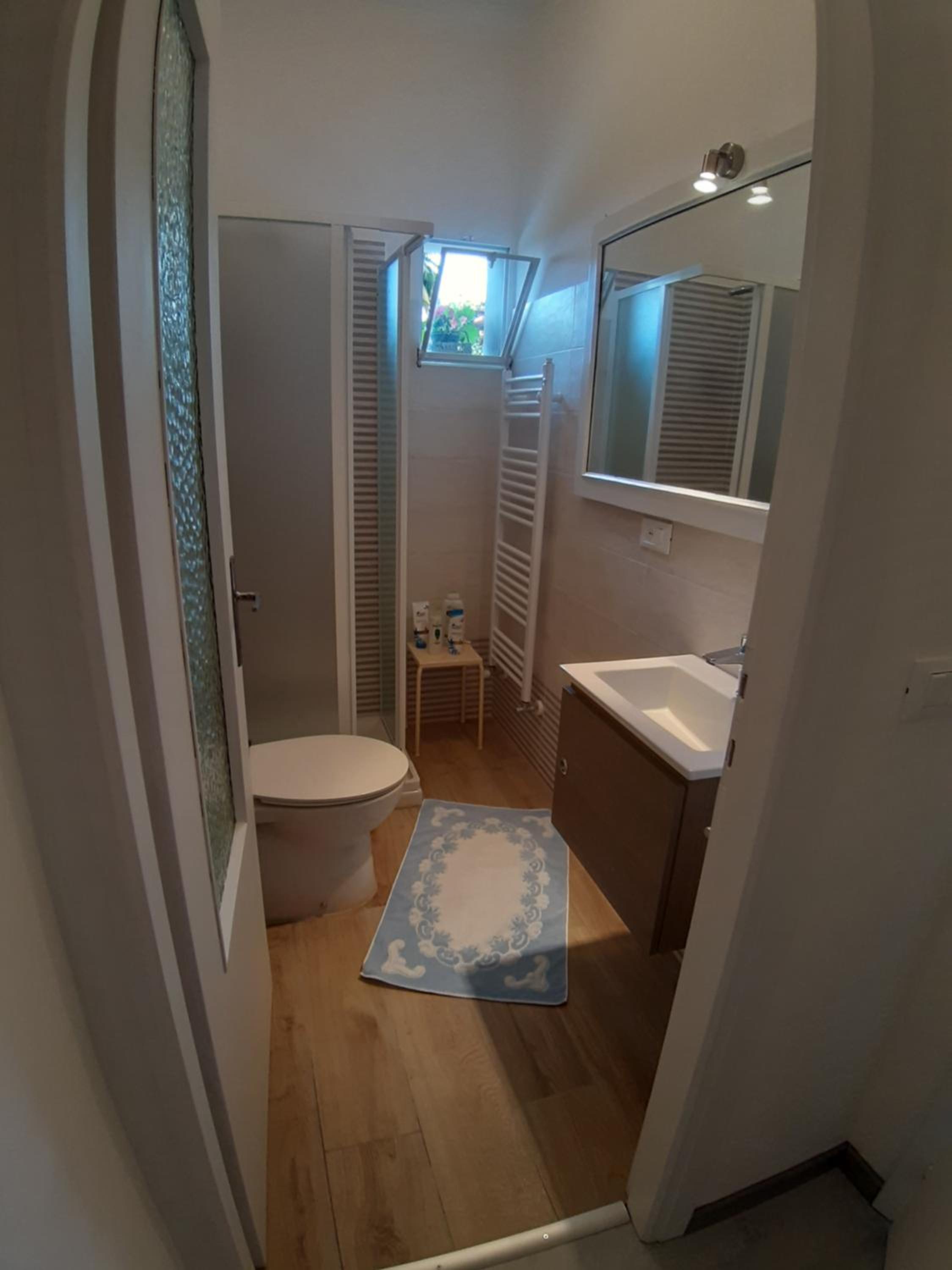 One-Bedroom House photo 3