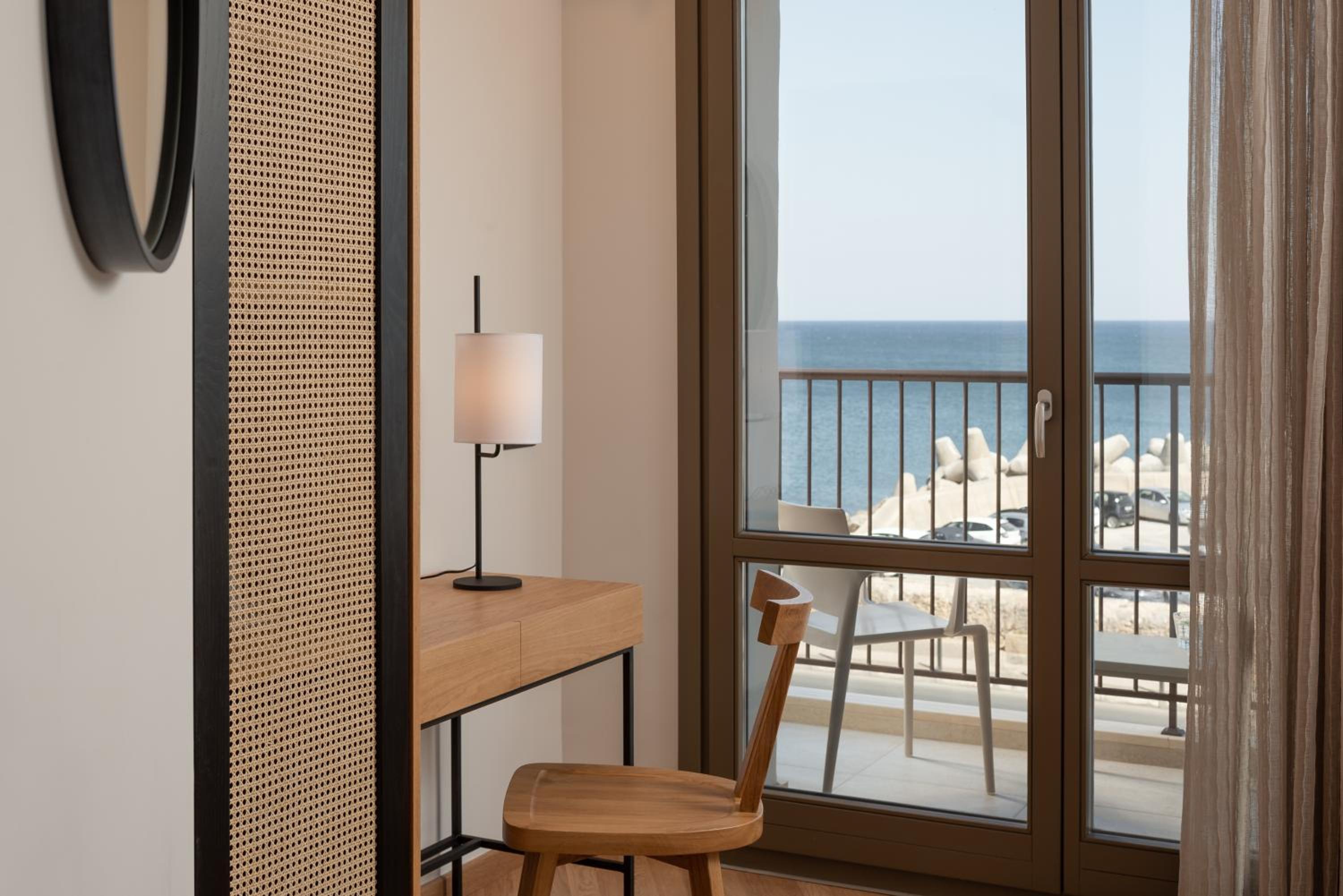 Double Room with Sea View - Photo 13