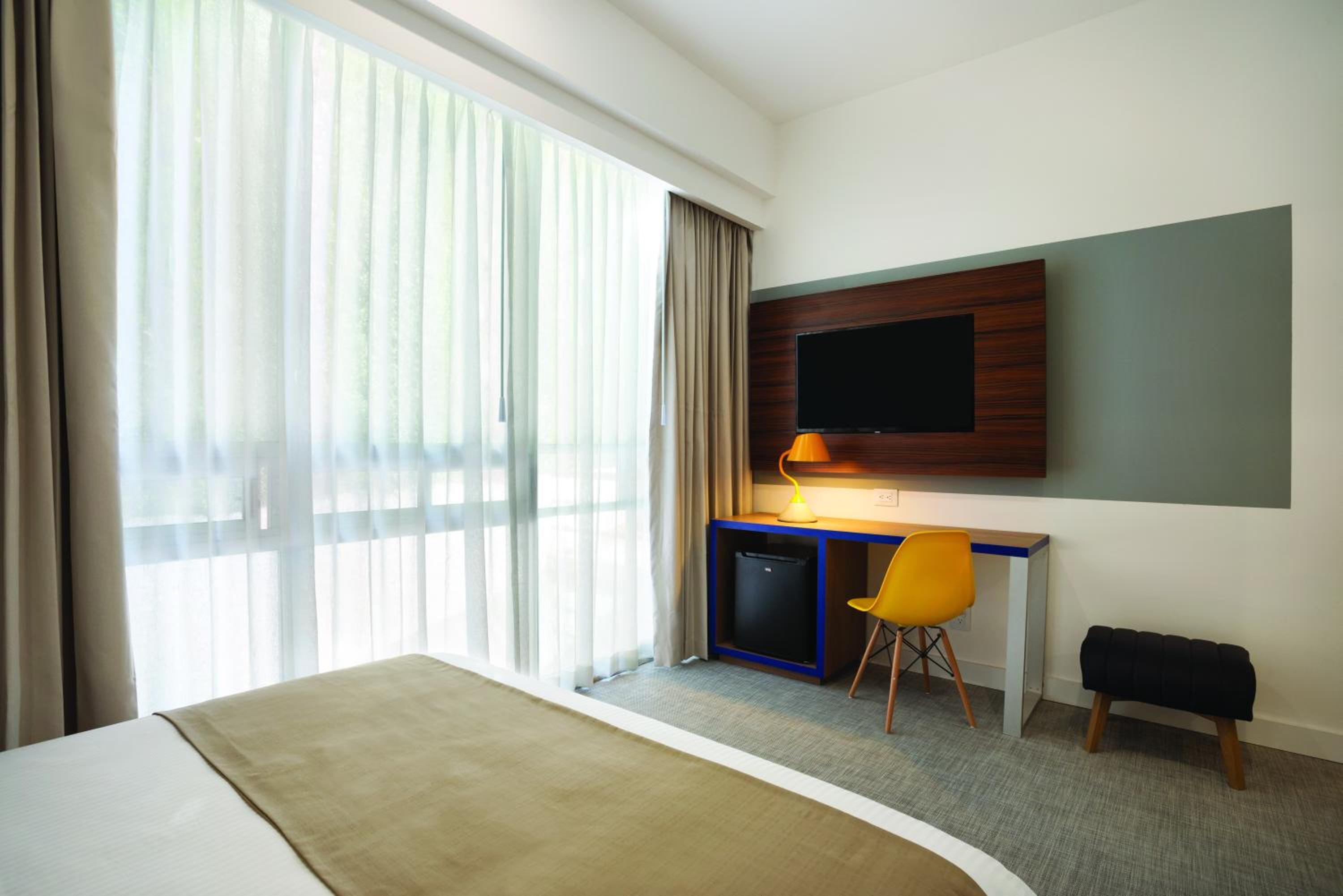 Queen Room photo 3