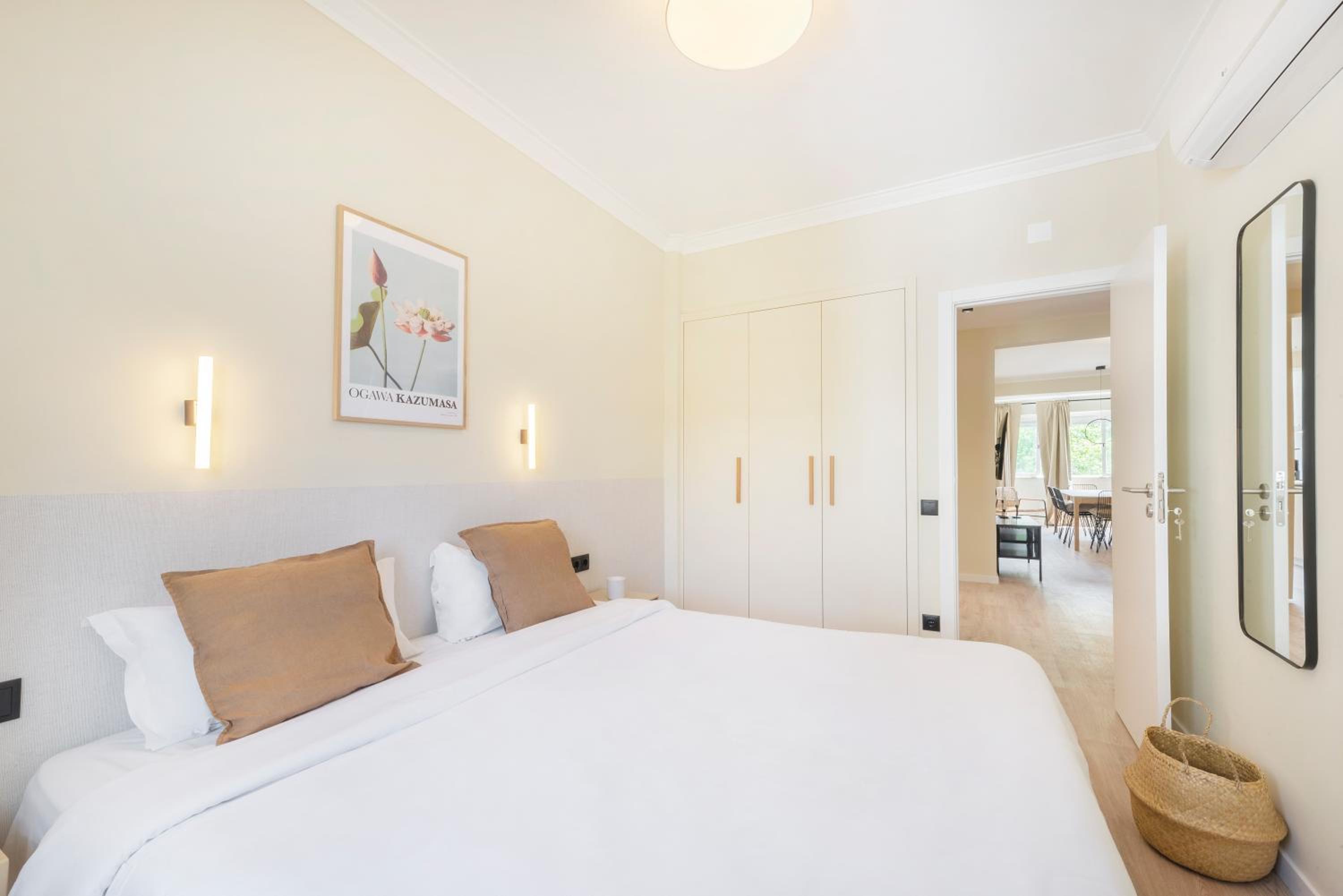 Three-Bedroom Apartment - Photo 8