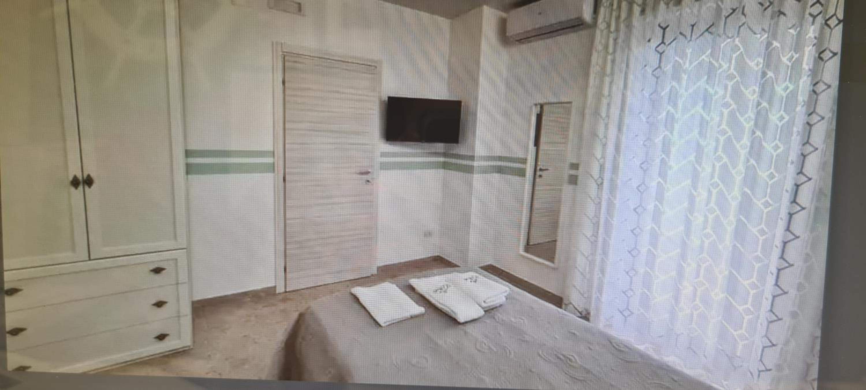 Double or Twin Room photo 2