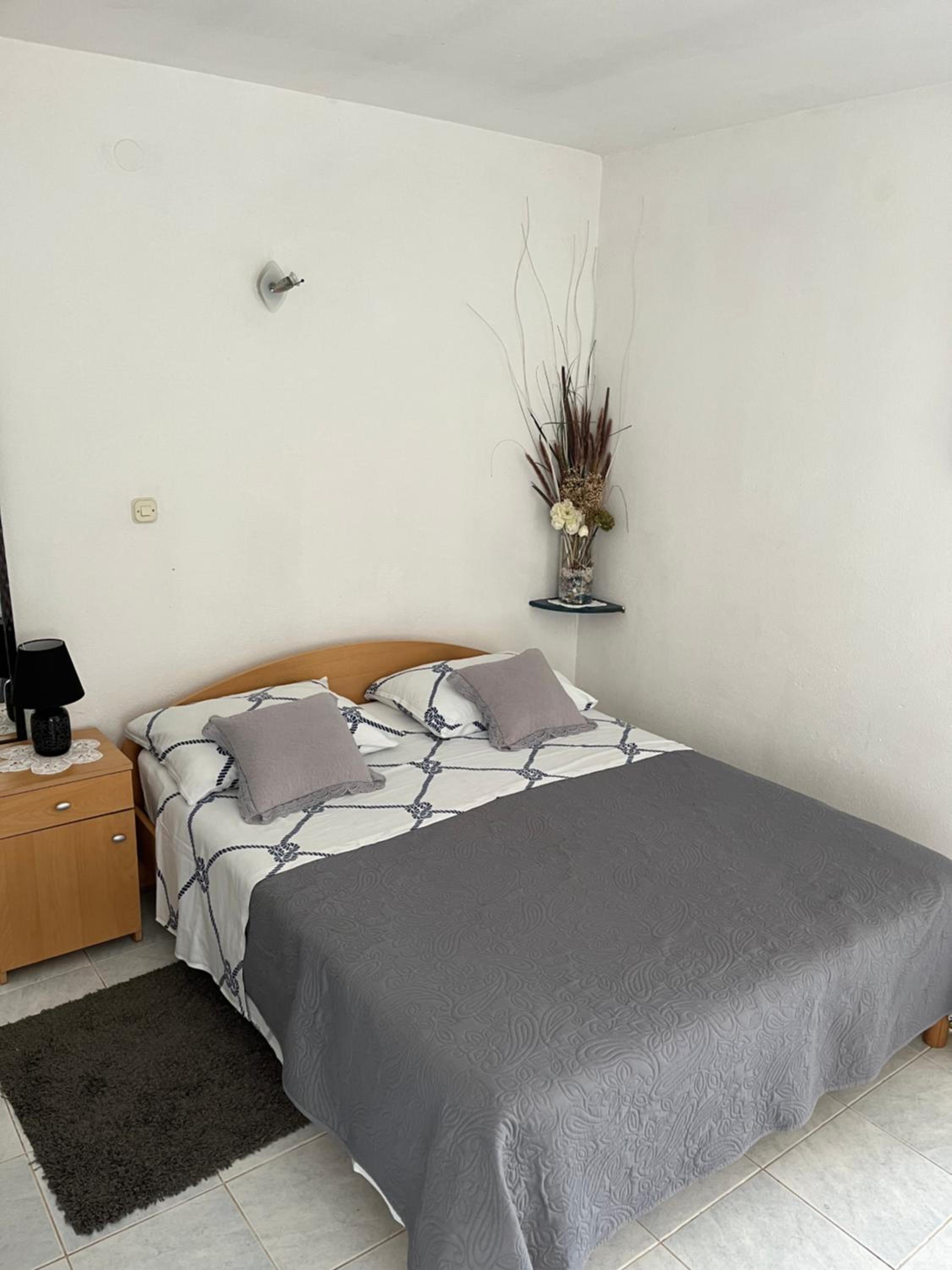 Apartment with Terrace photo 3