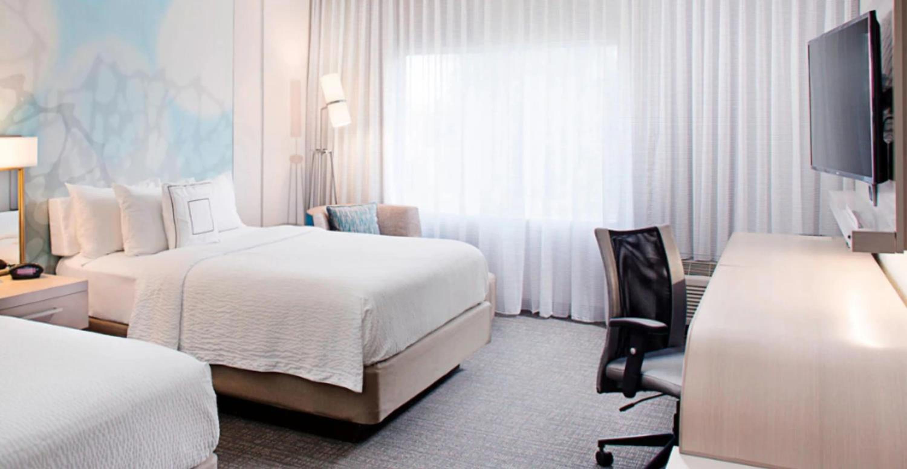 Queen Room with Two Queen Beds - Photo 1
