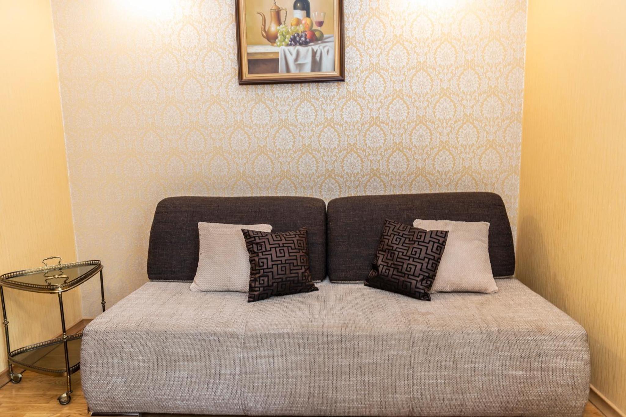 One-Bedroom Apartment - Photo 6