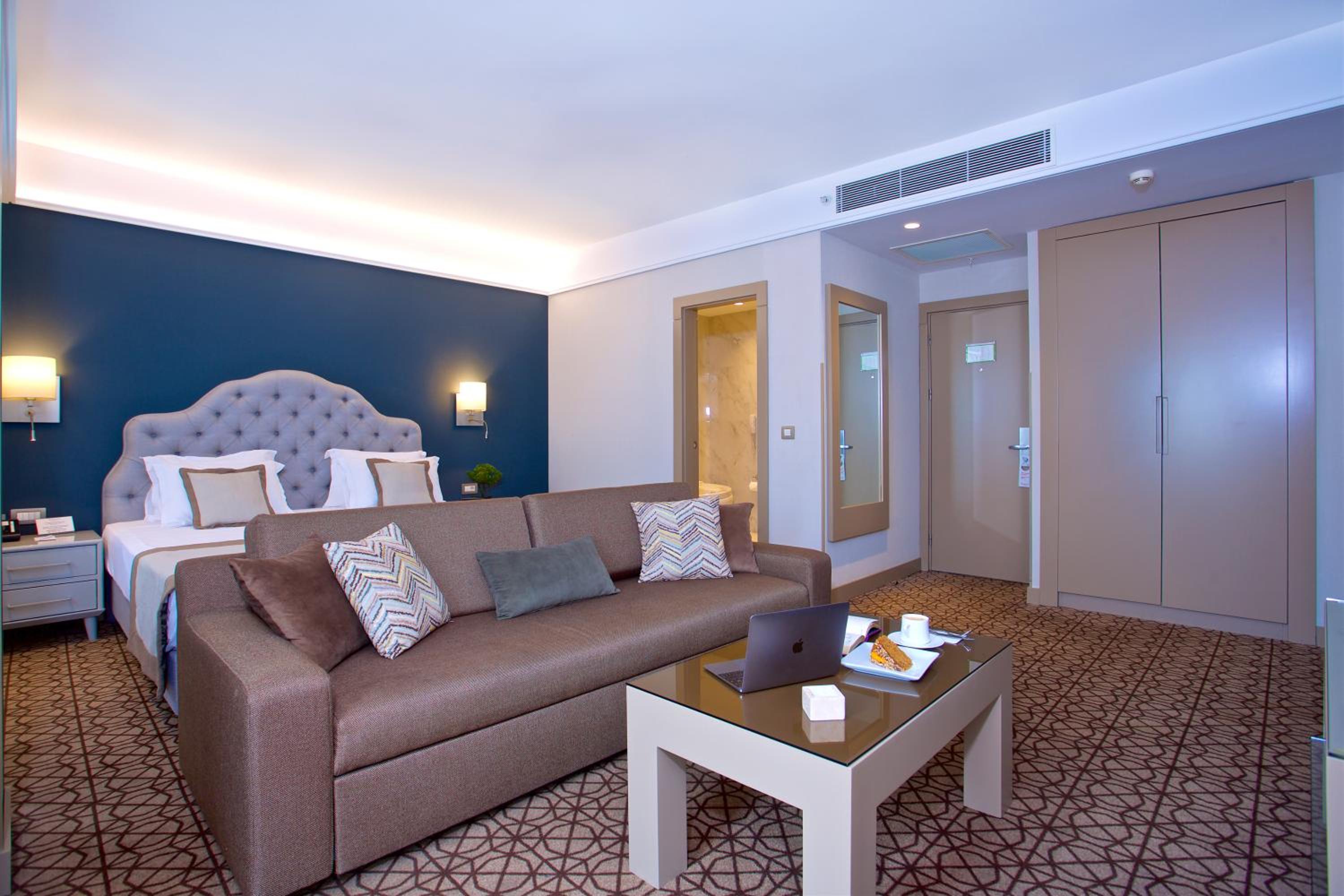 Suite photo 1