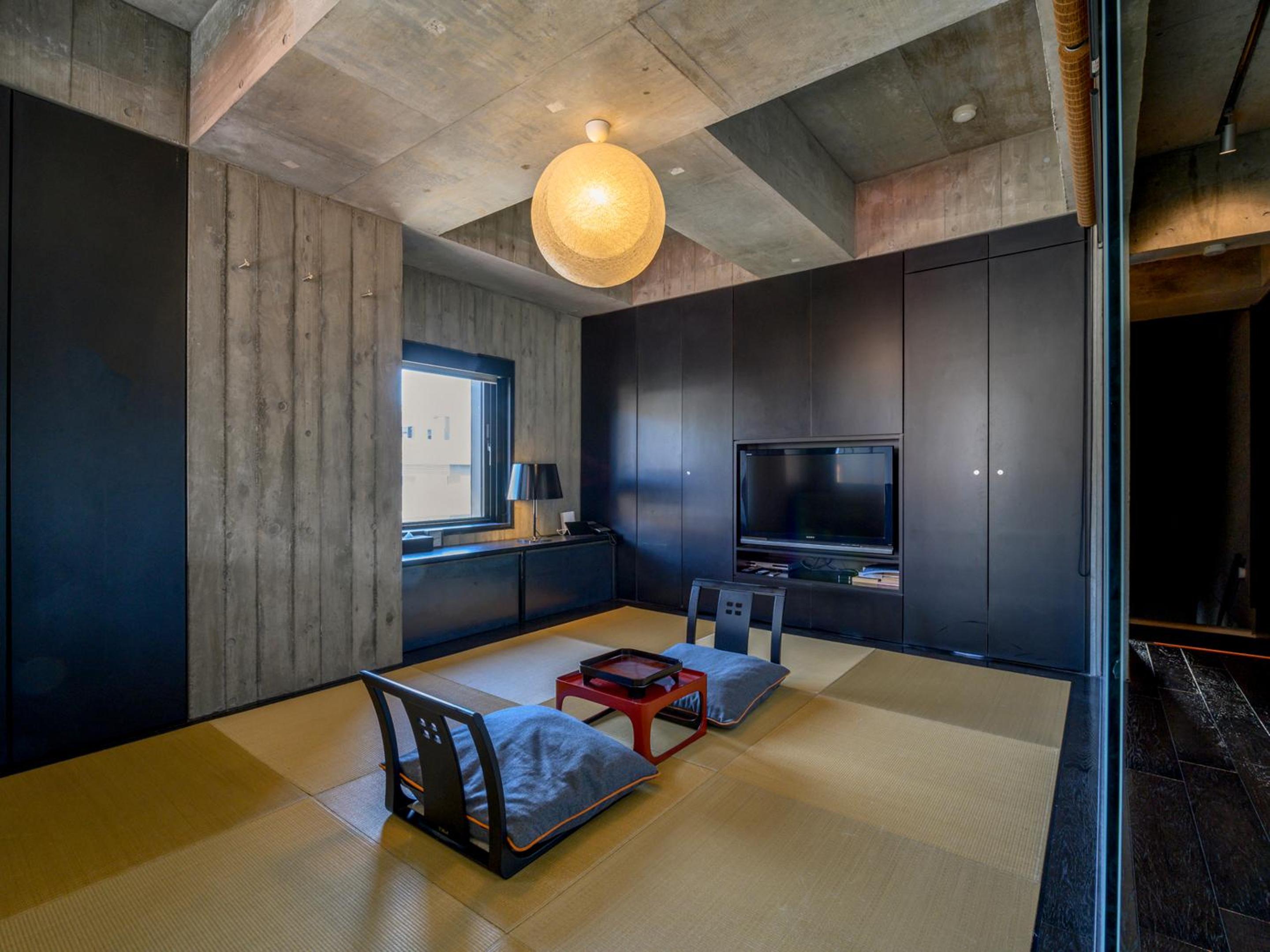 Five-Bedroom Deluxe Apartment photo 3