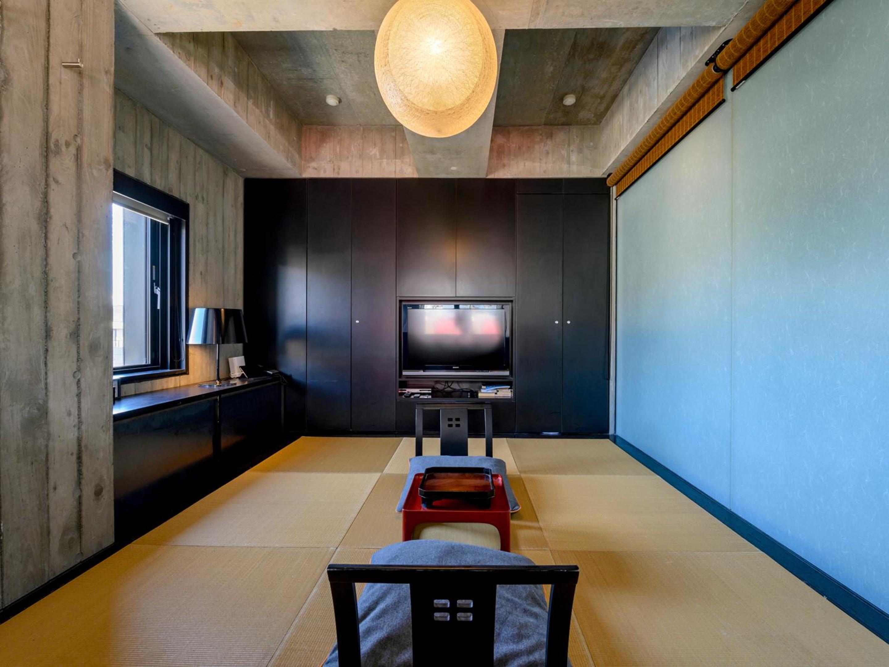 Five-Bedroom Deluxe Apartment photo 2