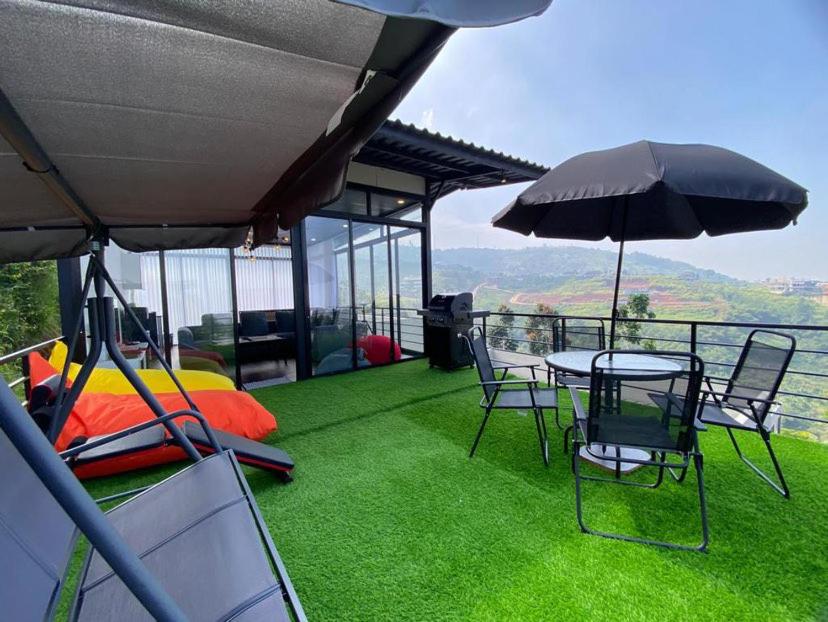 Villa photo 3