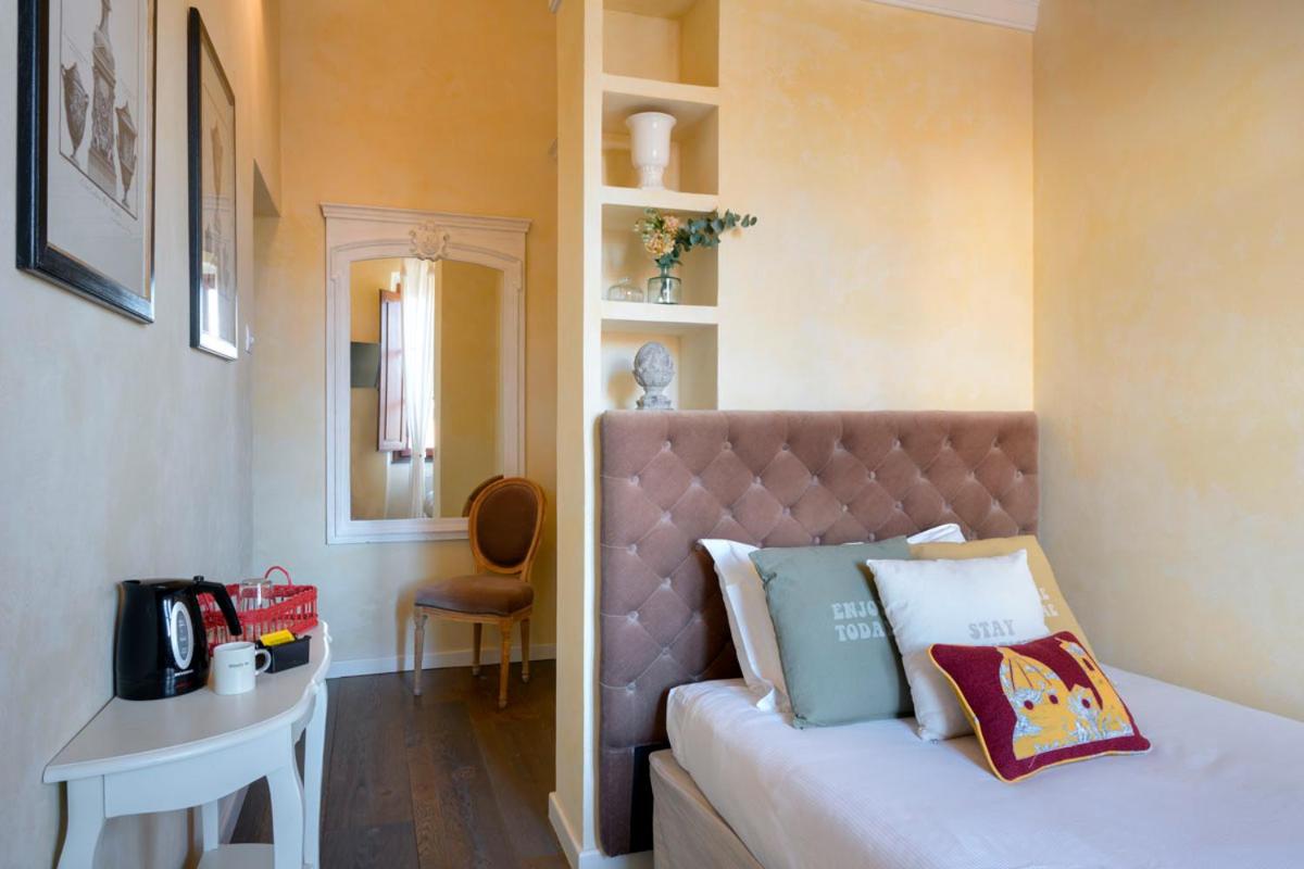 Single Room photo 1
