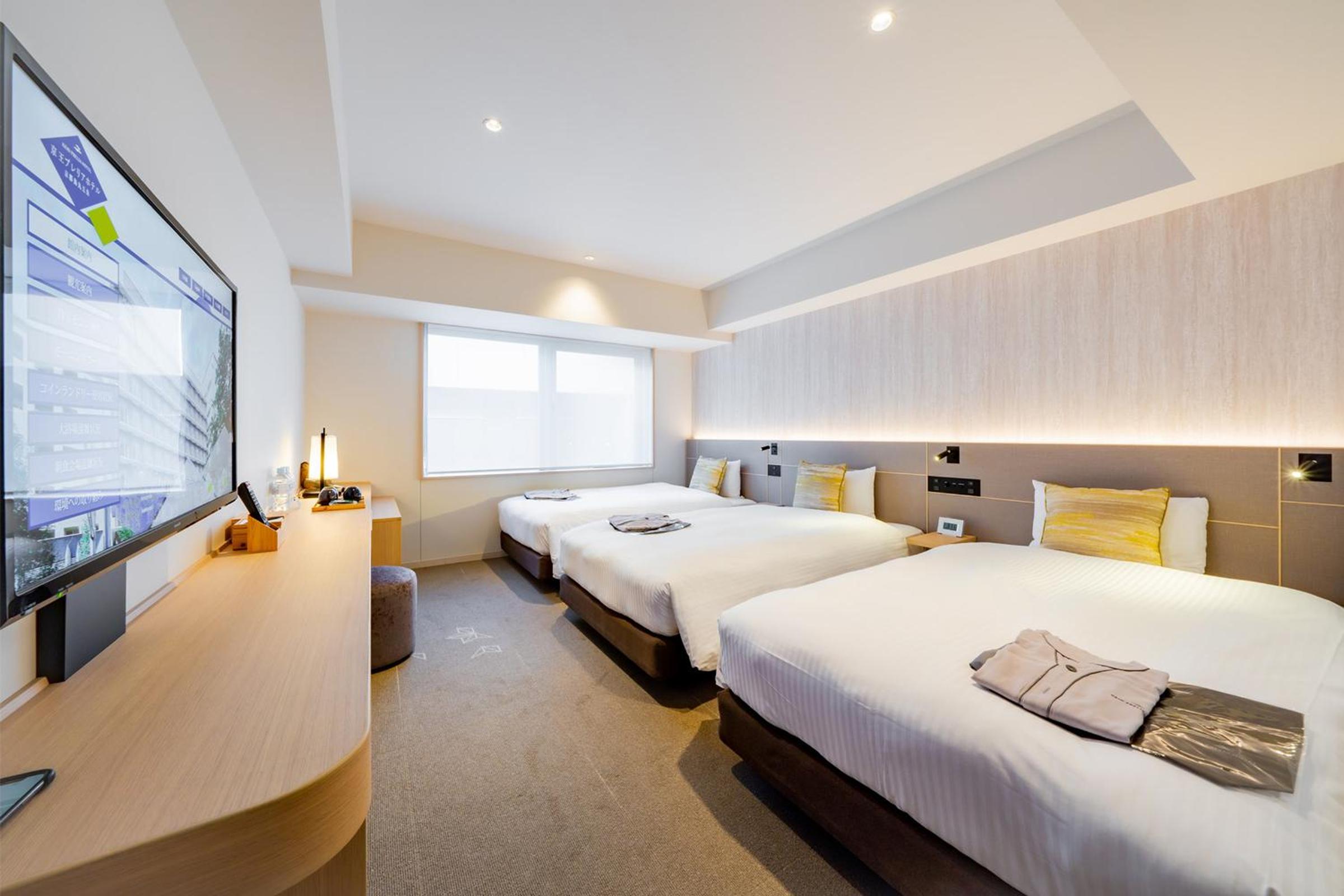 Triple Room