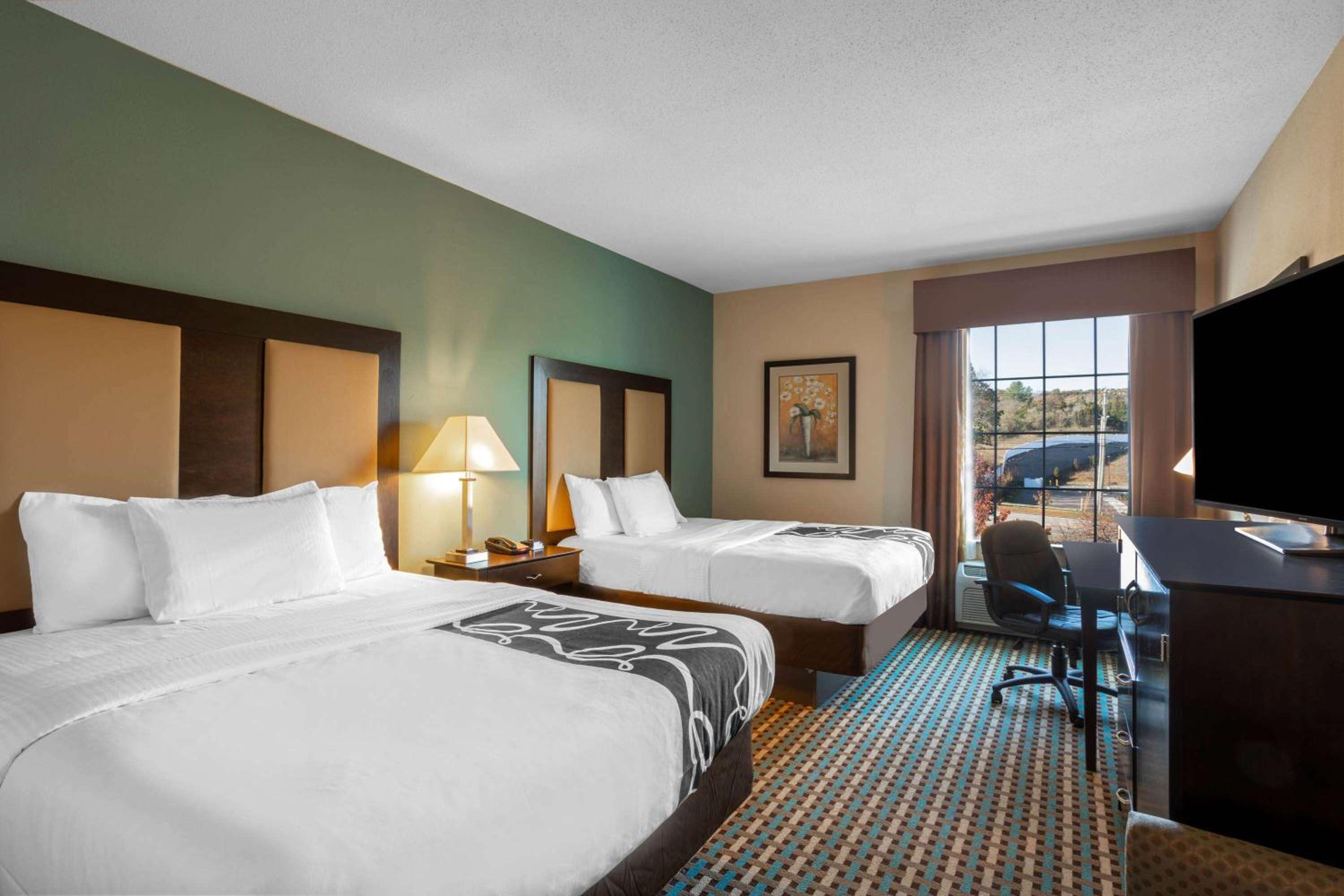 Queen Room with Two Queen Beds - Mobility/Hearing Accessible - Photo 5