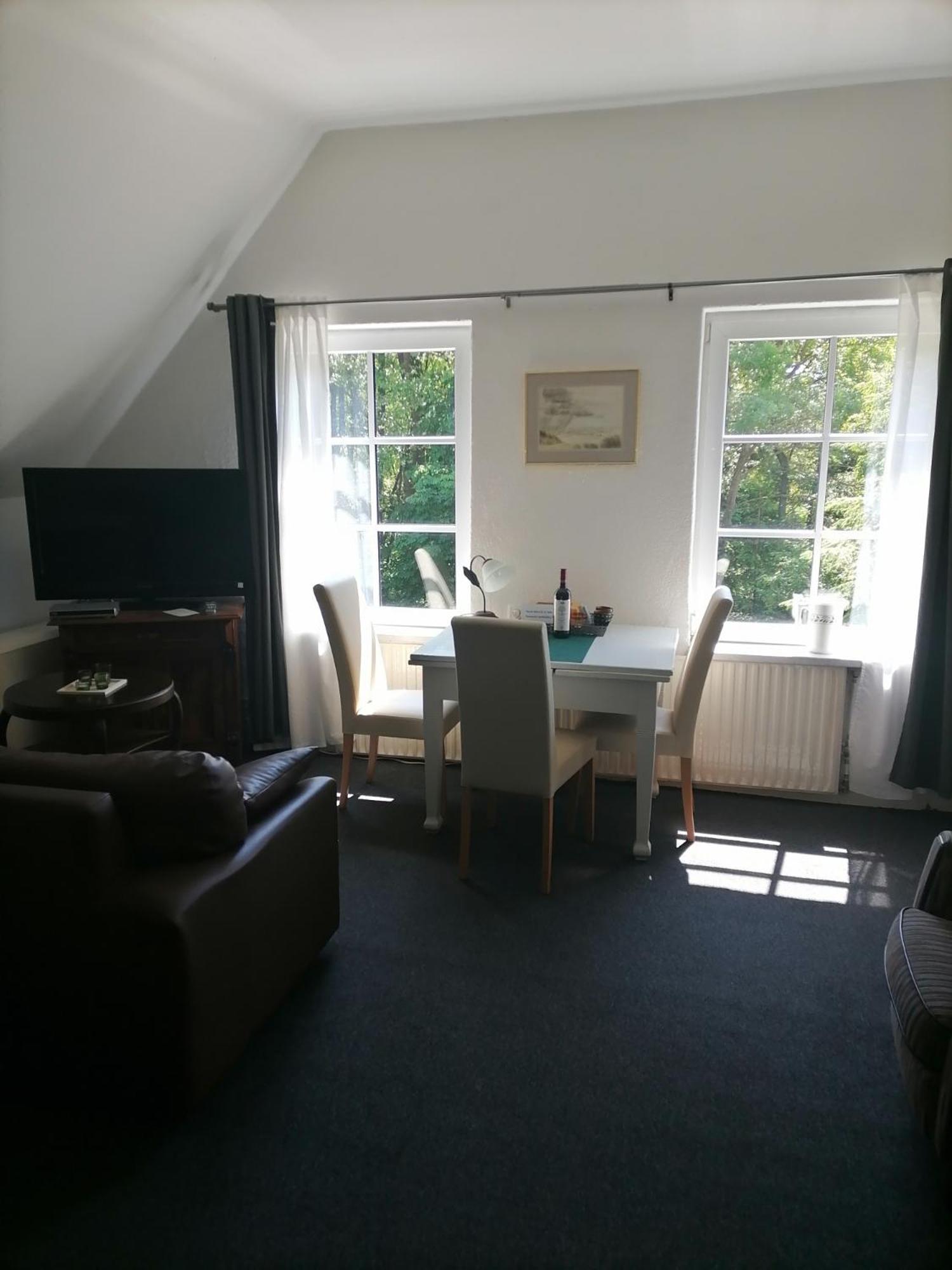 Standard Apartment photo 2