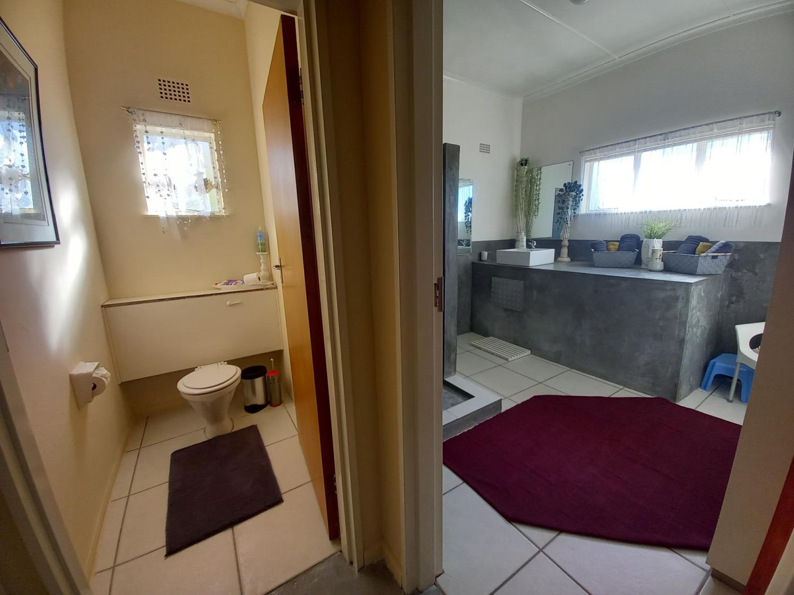 Deluxe Double Room with Shower - Photo 22