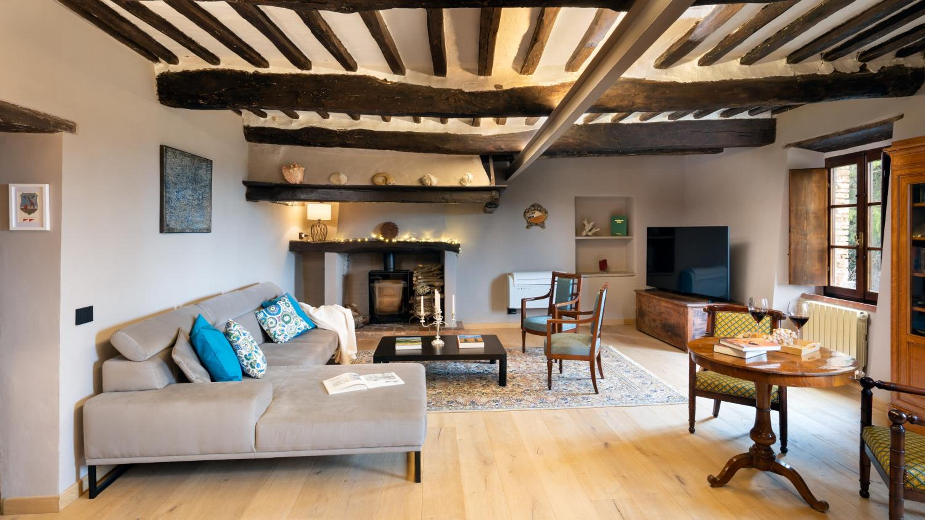 Villa photo 1