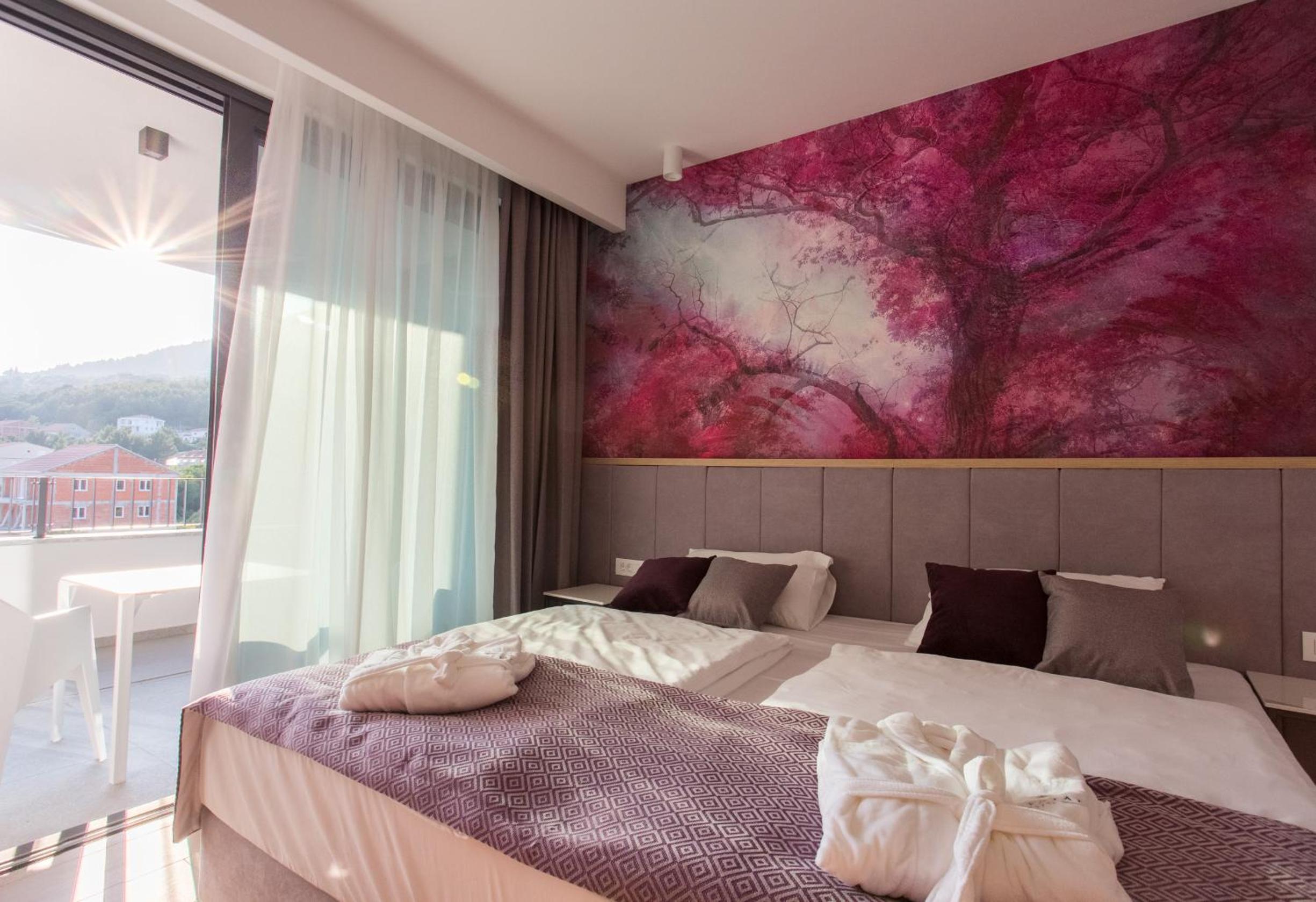 Premium Zimmer "Crystal" mit Balkon und teilweisem Meerblick