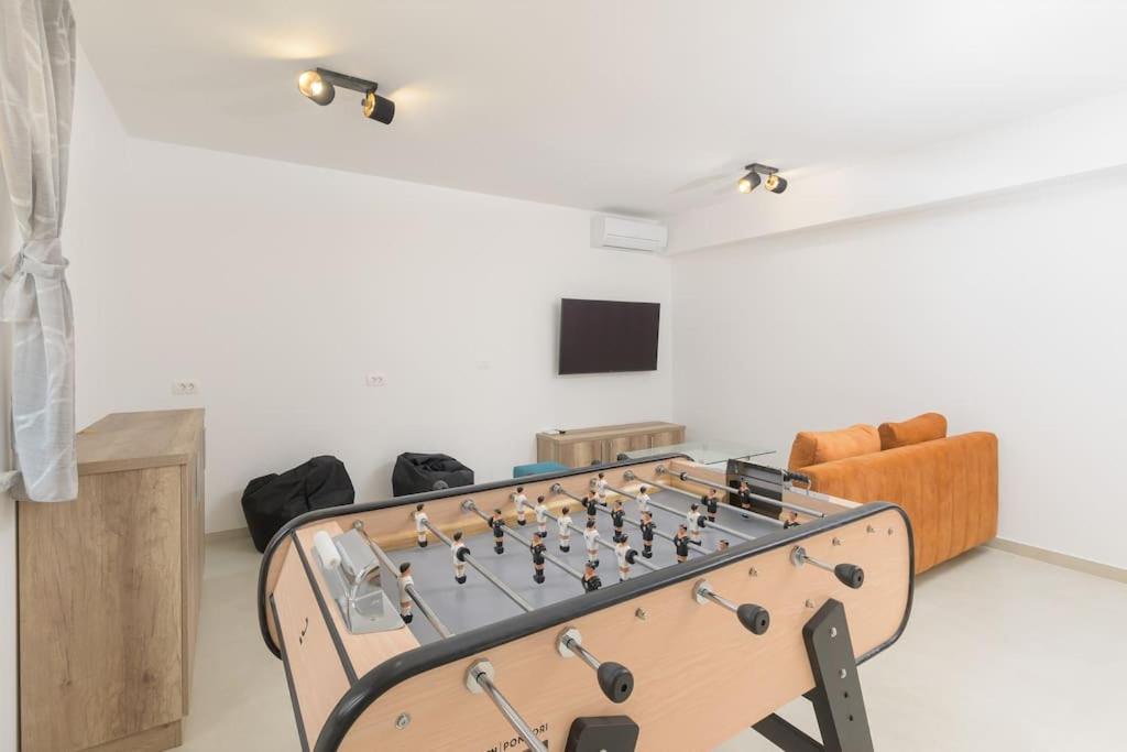 Villa photo 2