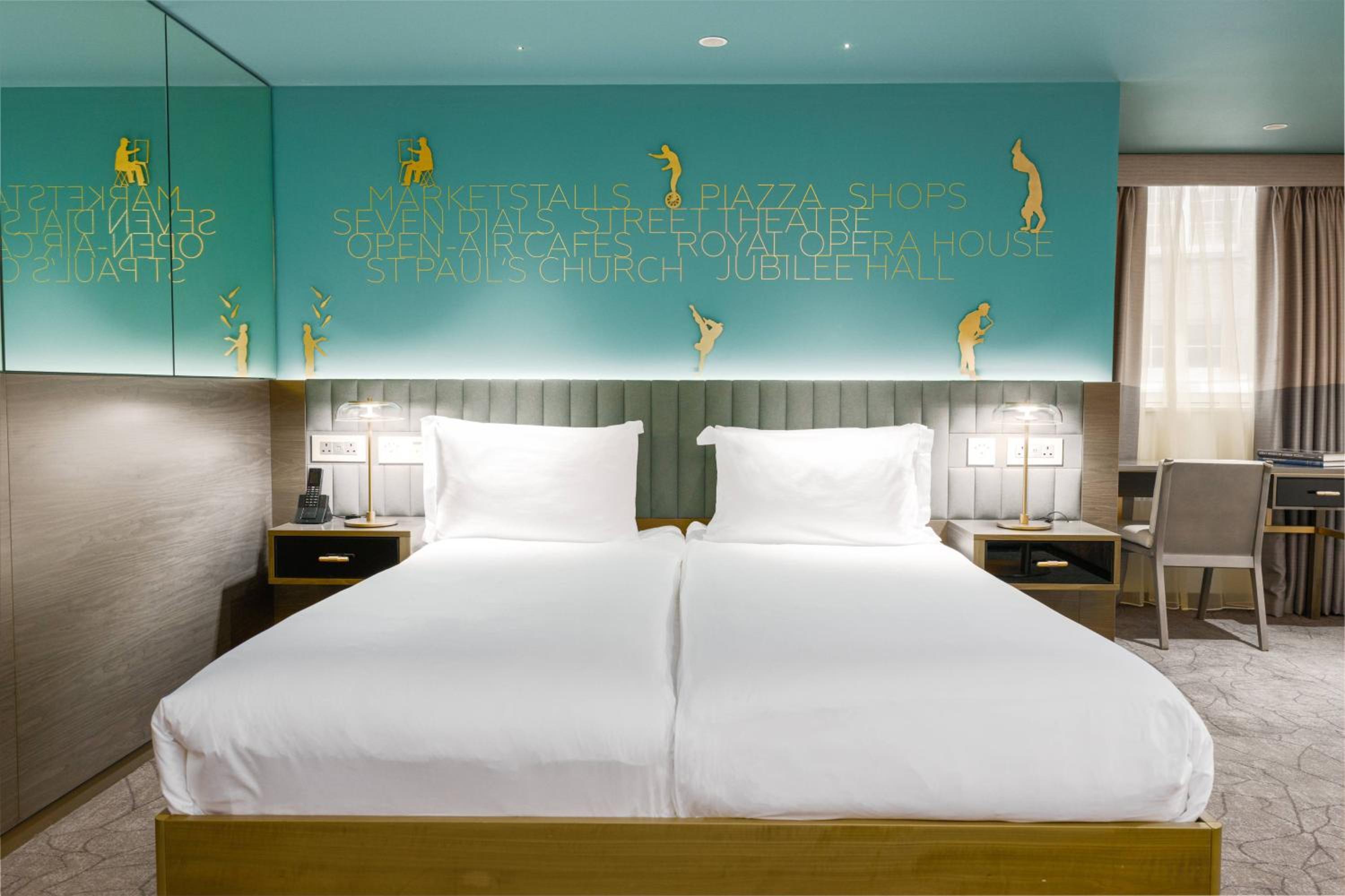 Executive Room photo 2