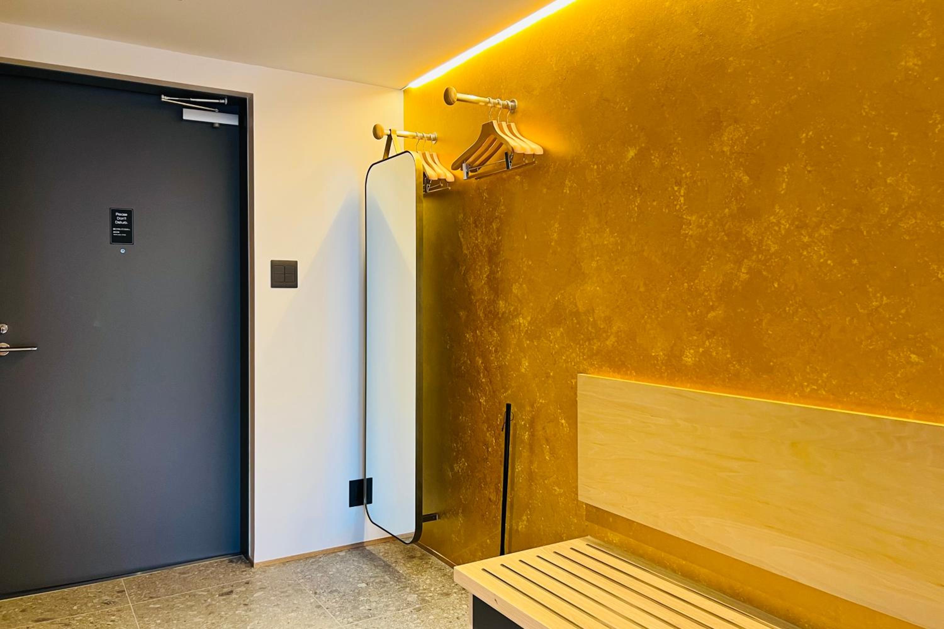 Twin Room - Photo 6