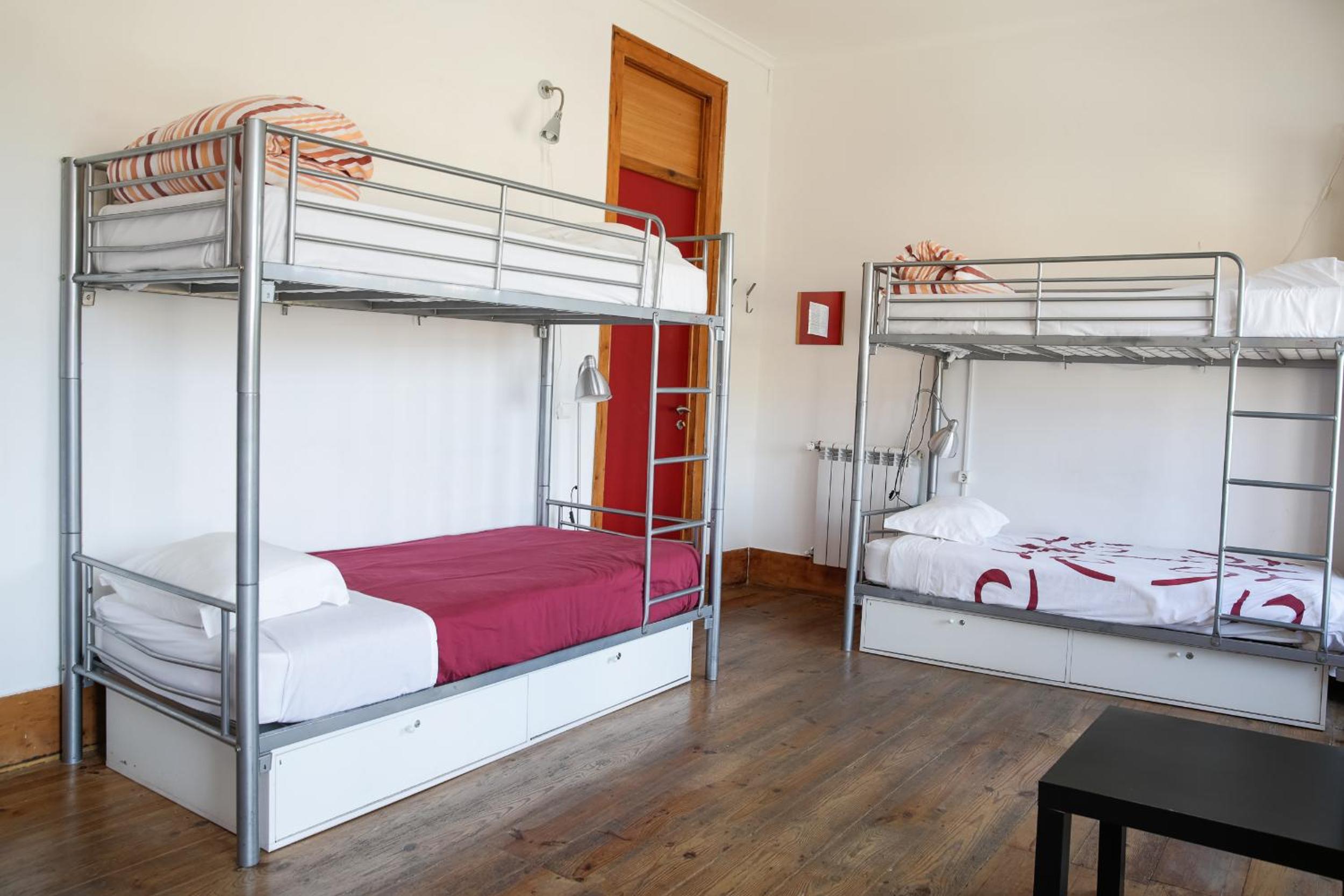 Single Bed in Mixed Dormitory Room (6 Beds) photo 1