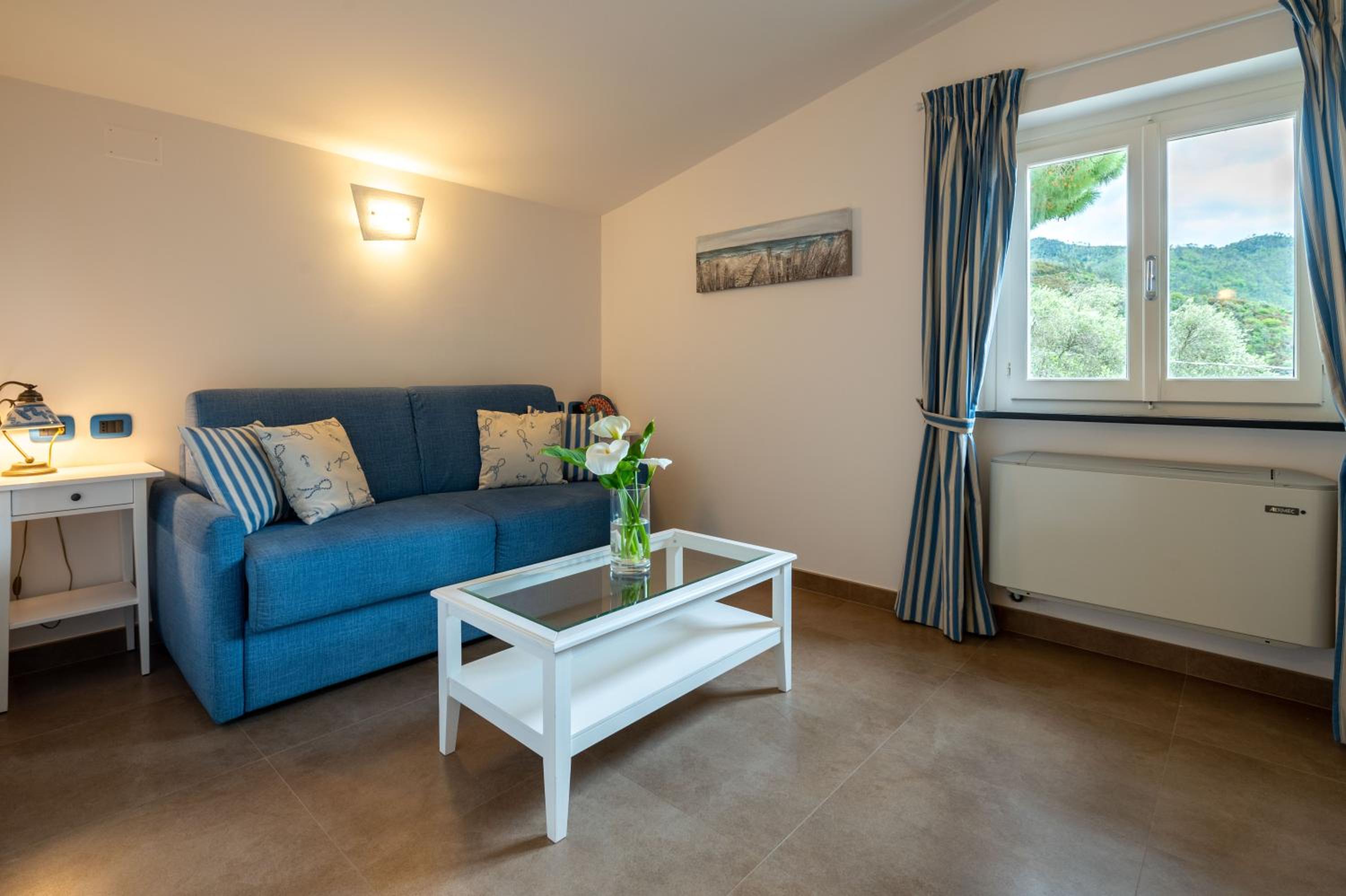 Large Double Room photo 3