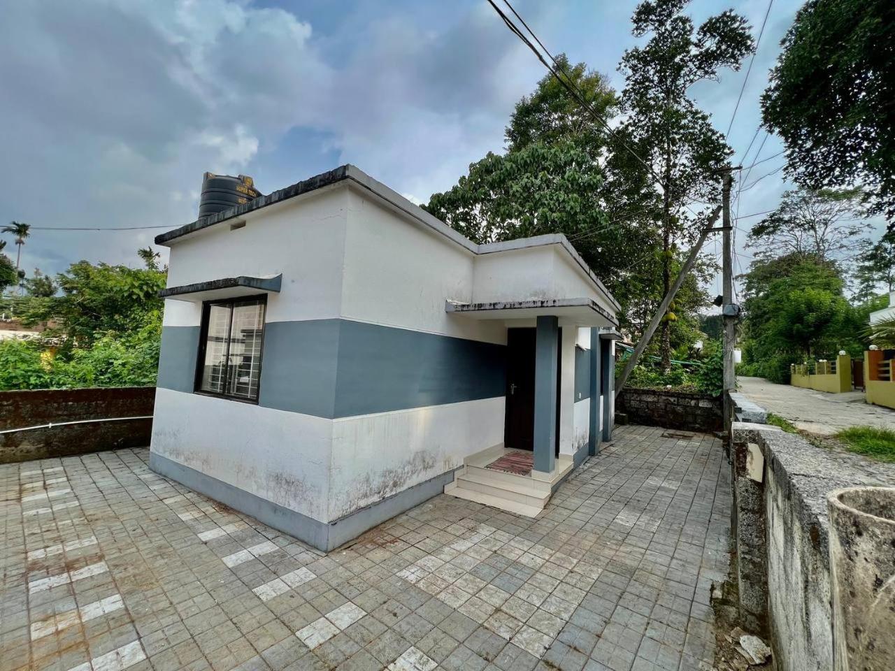 One-Bedroom House photo 3