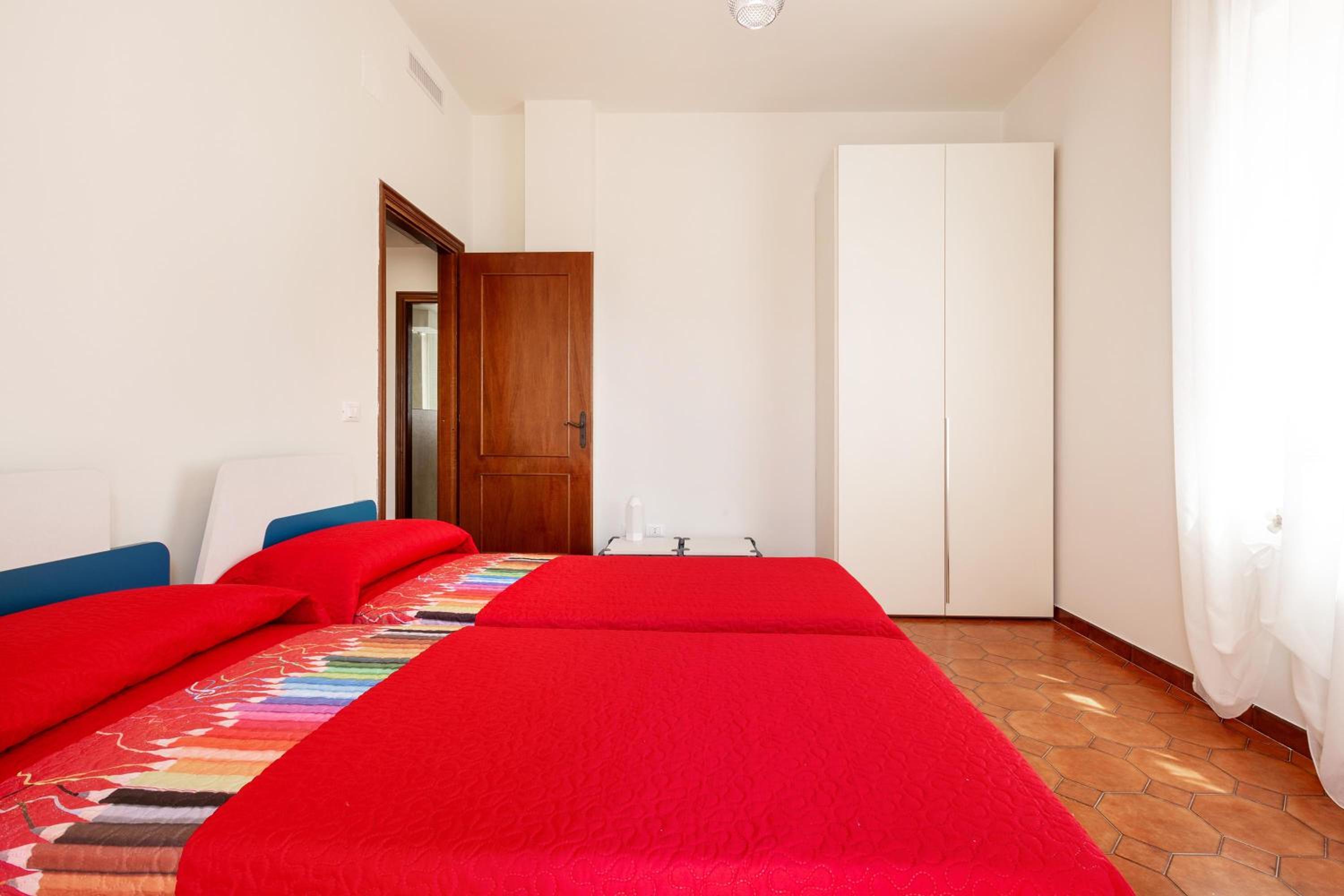 Villa photo 1