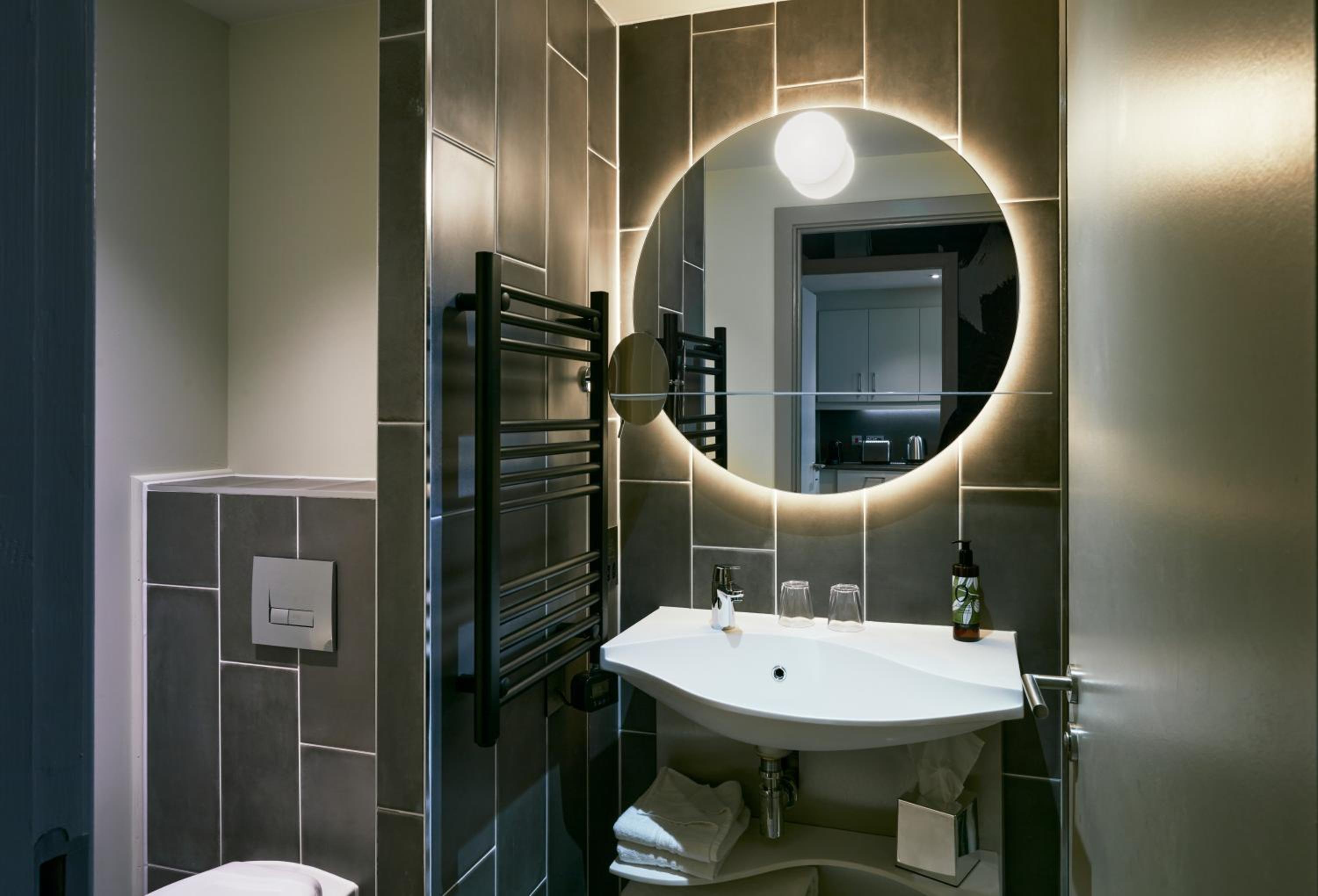 One-Bedroom Apartment for 4 Adults - Photo 5