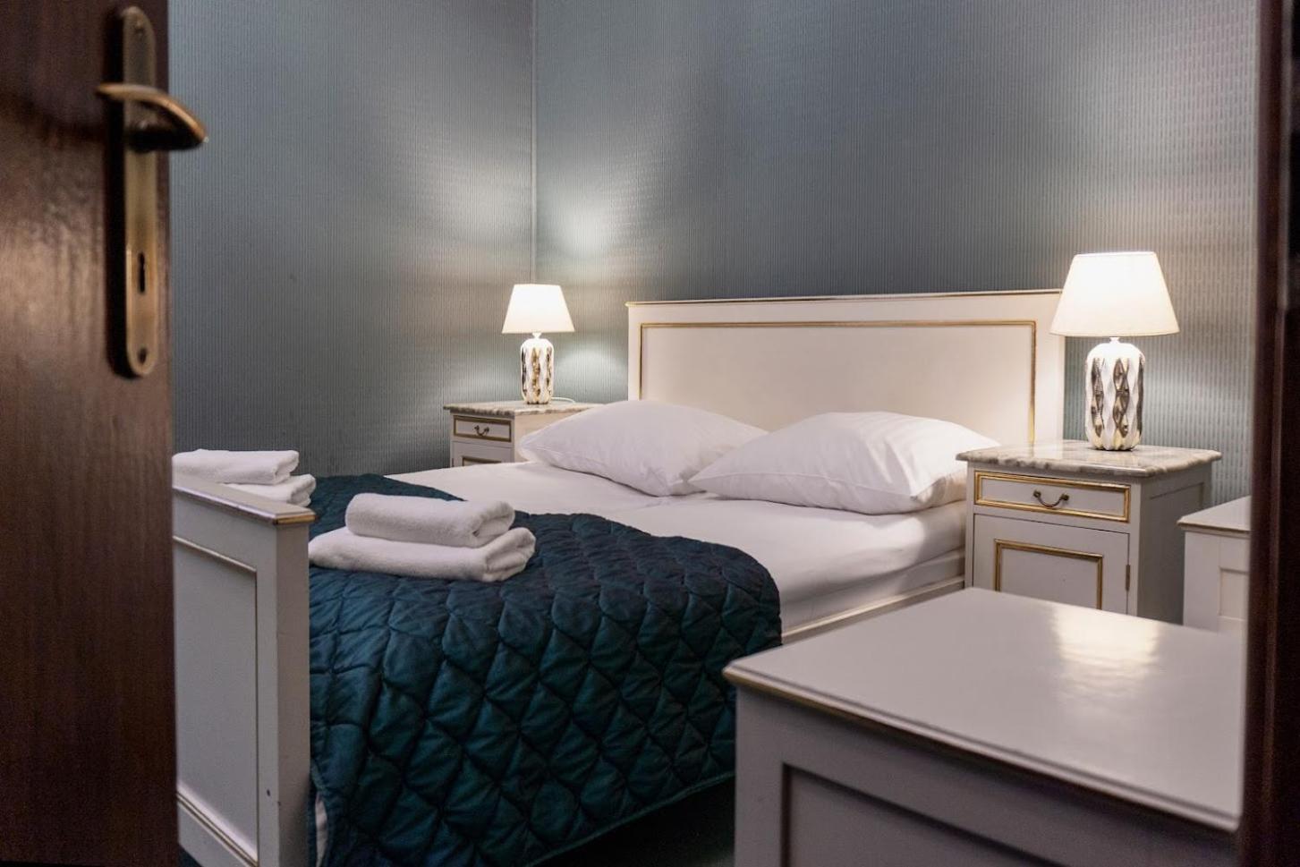 Double or Twin Room (Castle) - Photo 4
