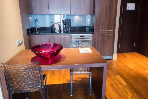 Premium Suite - Photo 4