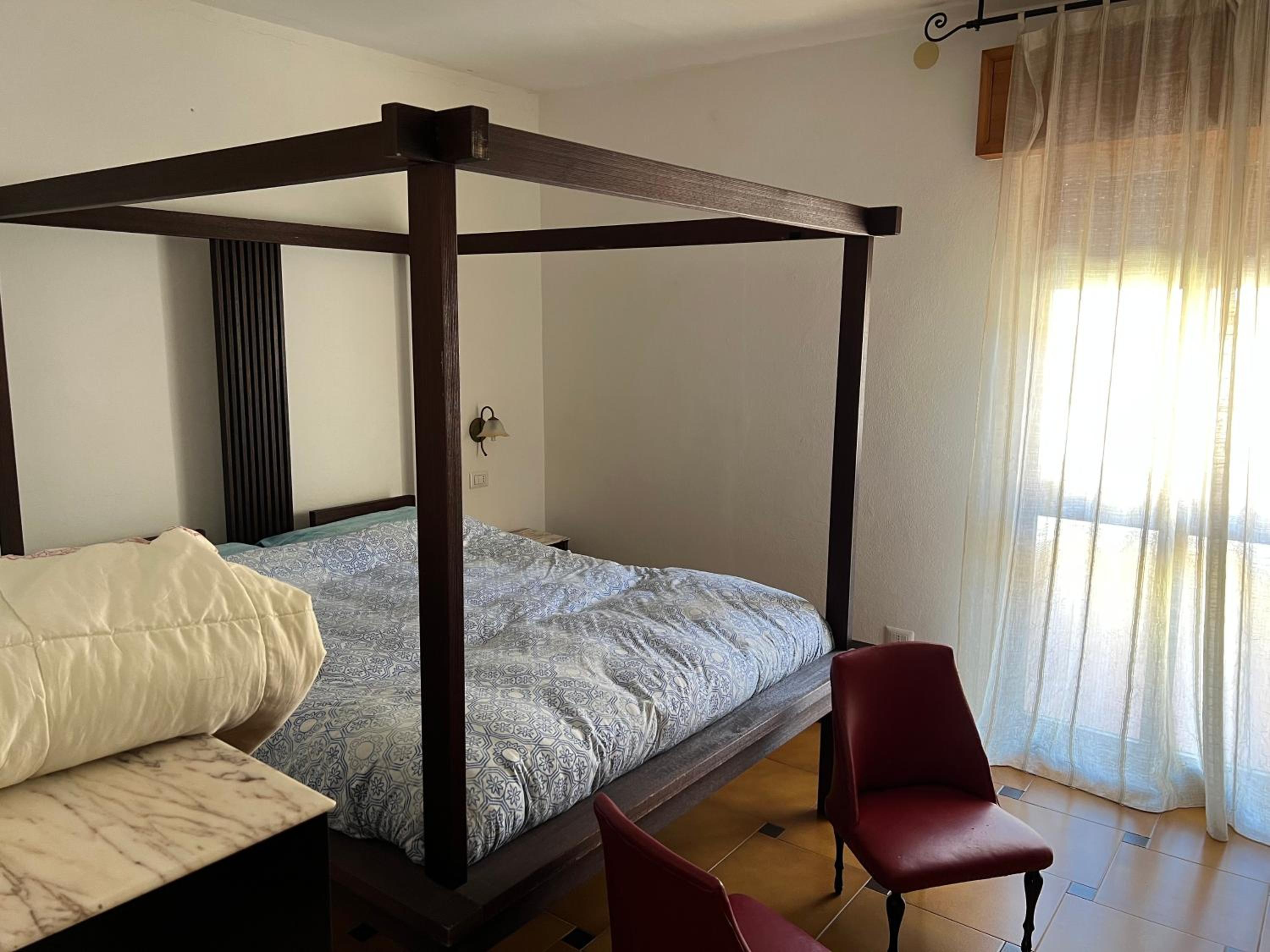 Two-Bedroom House photo 3