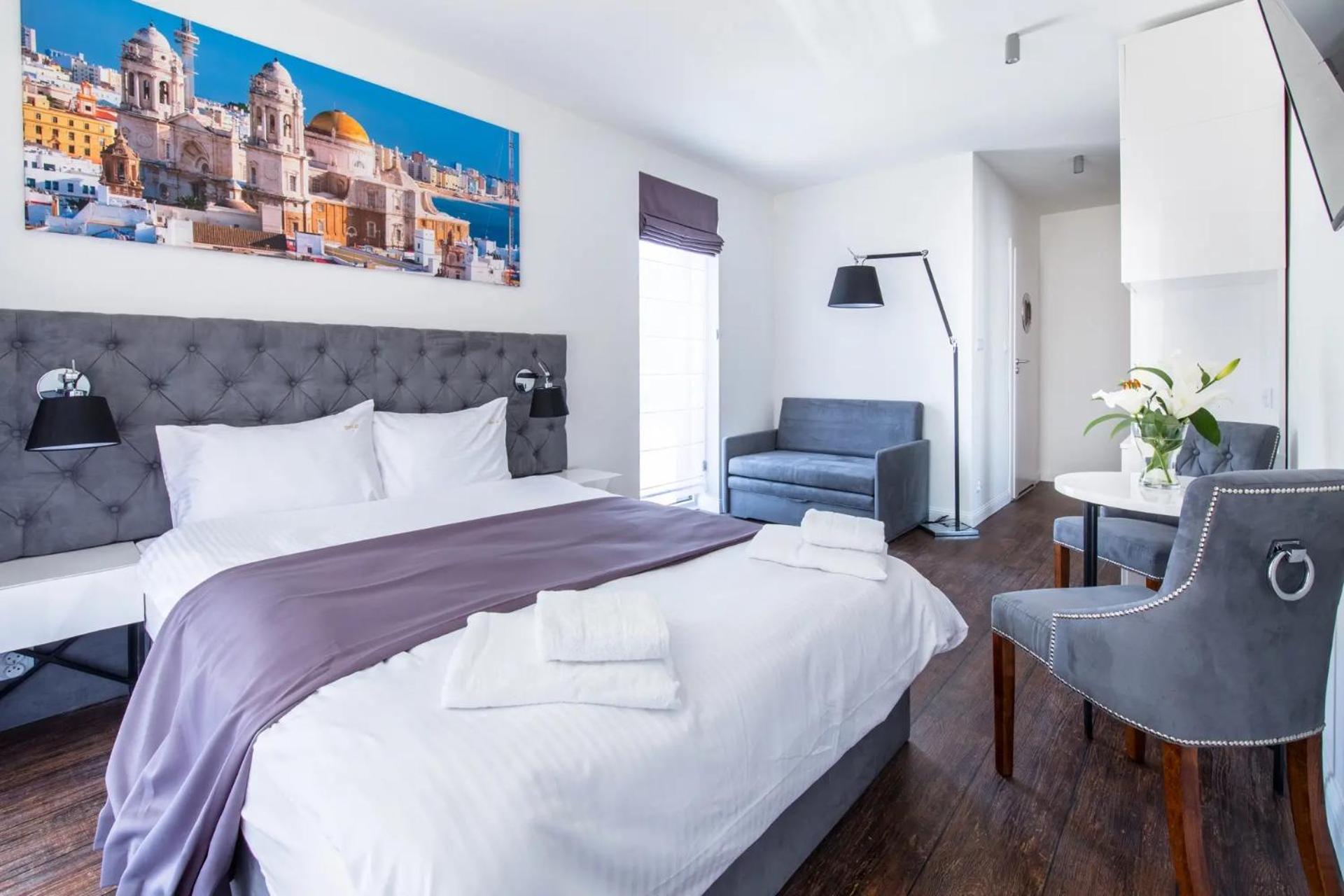Double Room with Extra Bed photo 3