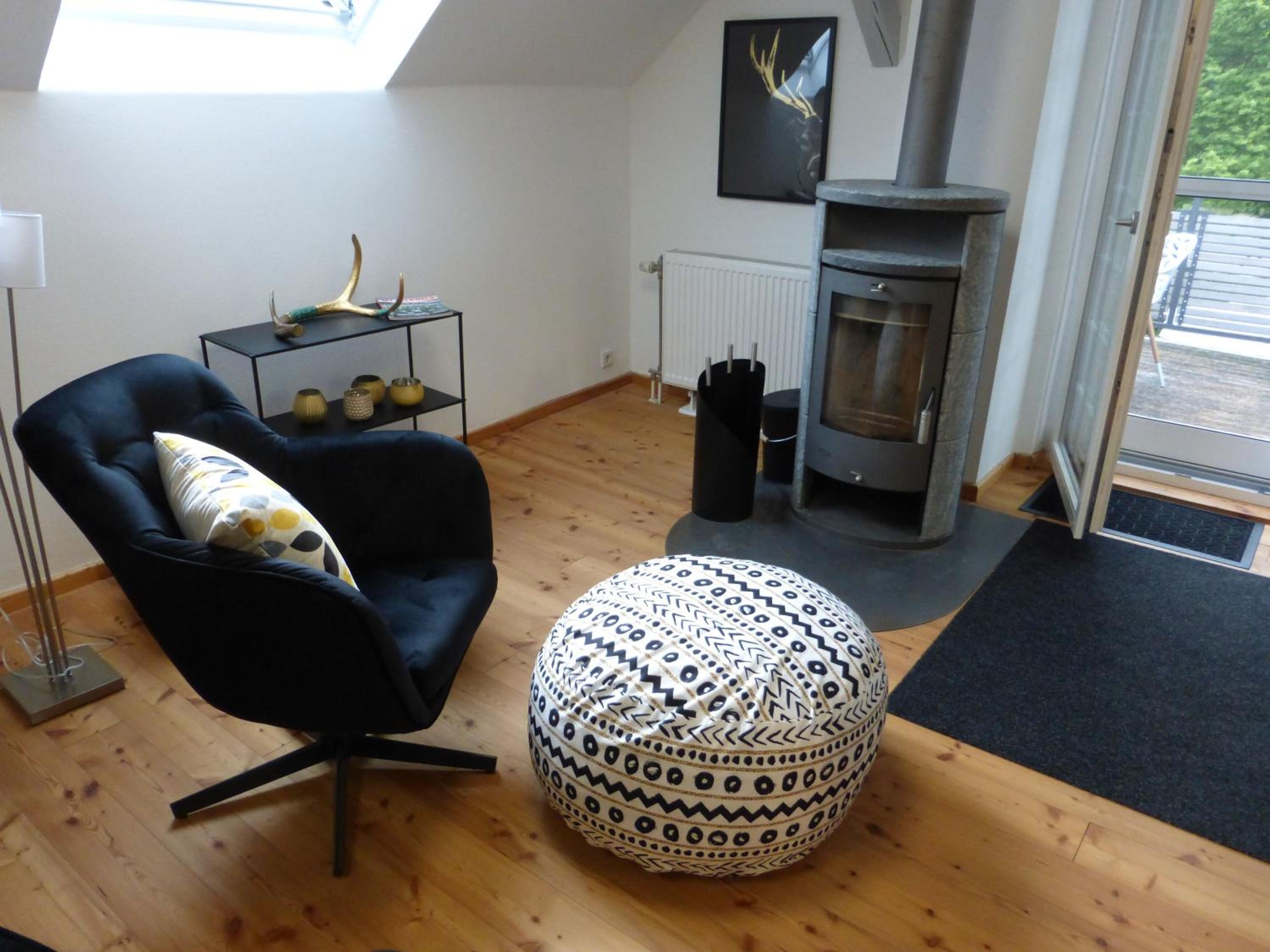 One-Bedroom Apartment with Balcony photo 1
