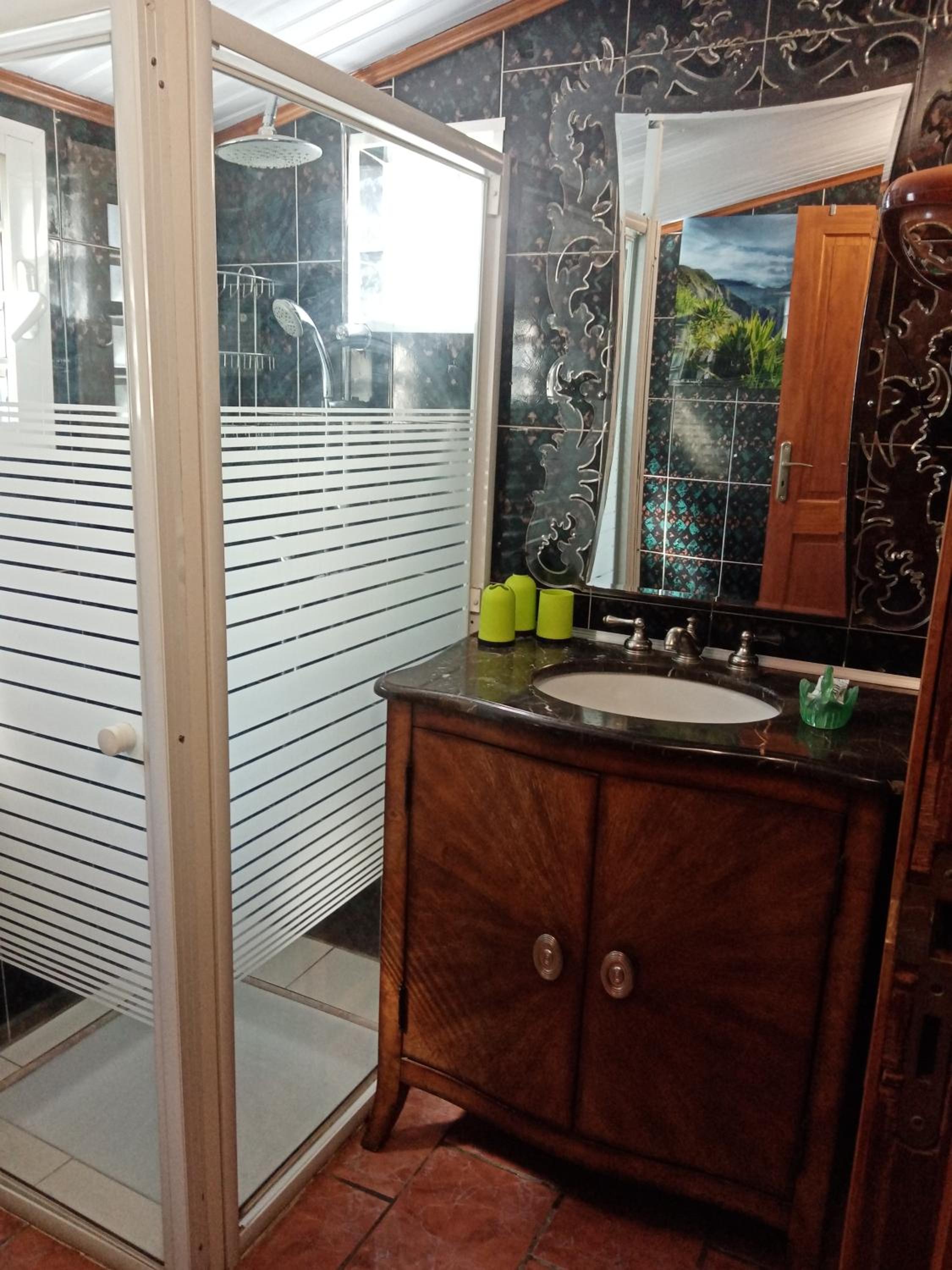 One-Bedroom Chalet - Photo 5