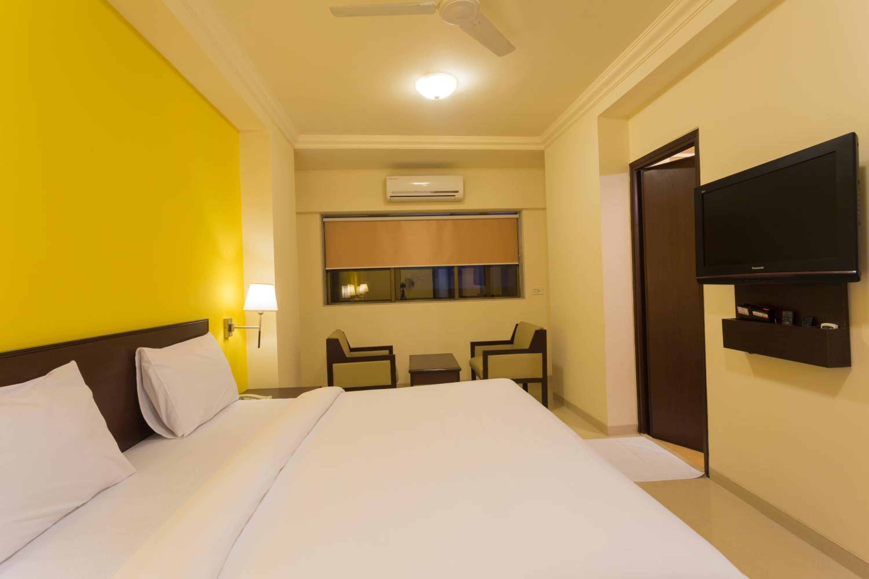 Executive Suite with One Bedroom photo 2