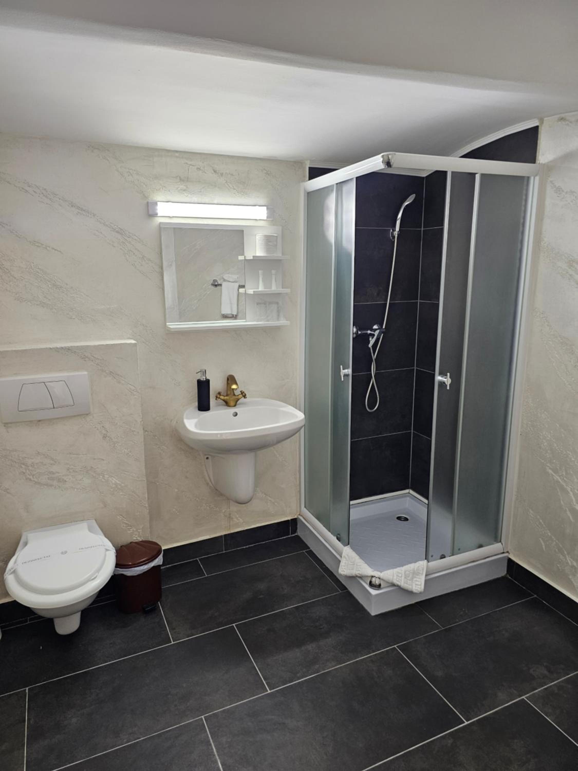 Deluxe Double Room - Photo 2