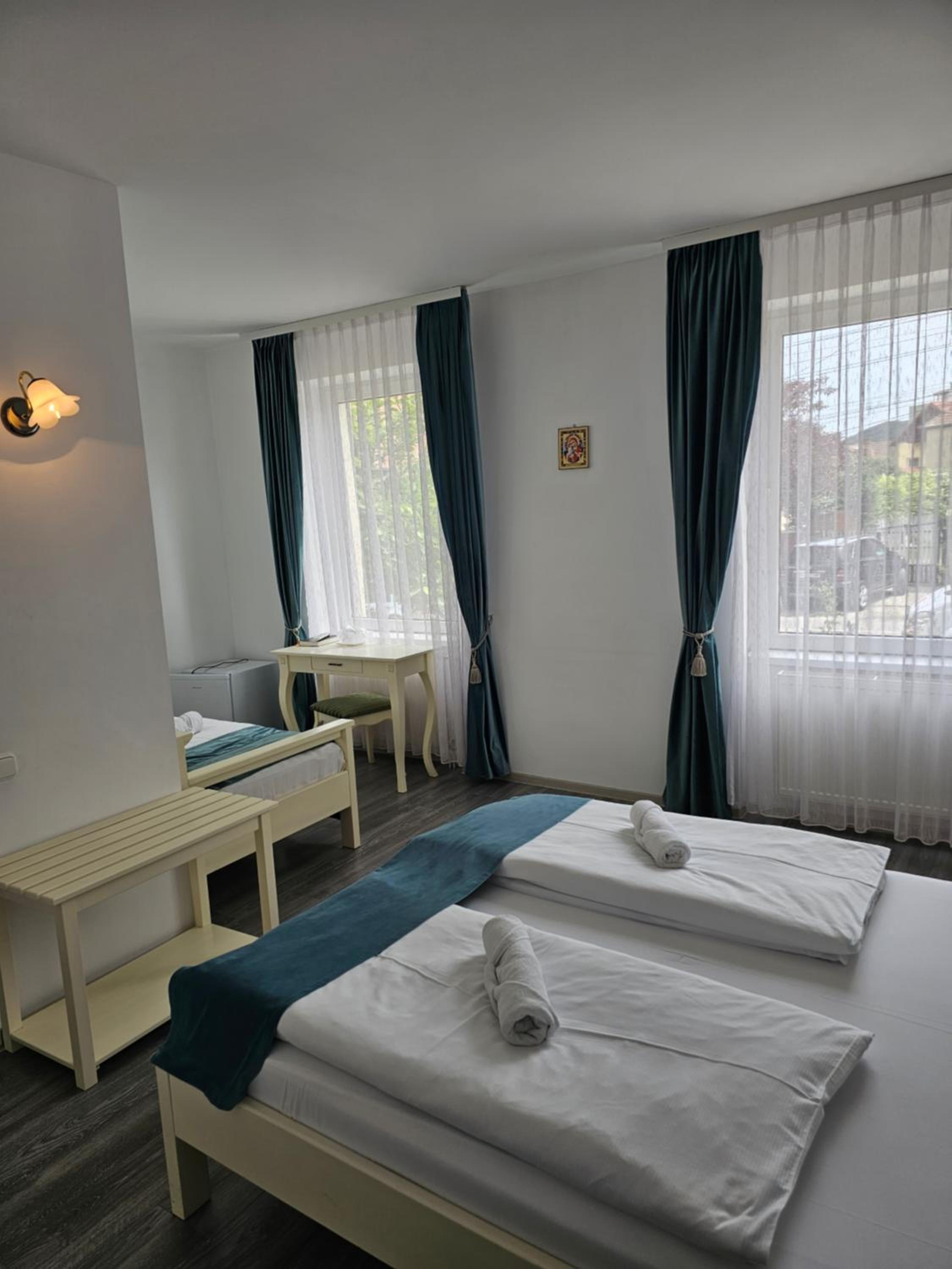 Deluxe Triple Room - Photo 1